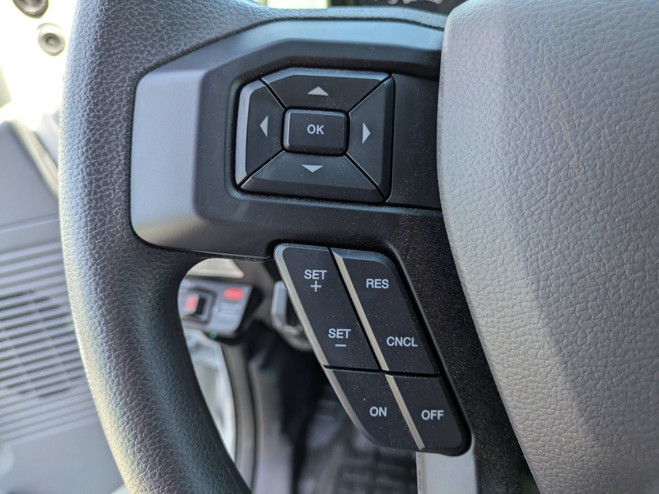 2027 Ford F-750SD Base