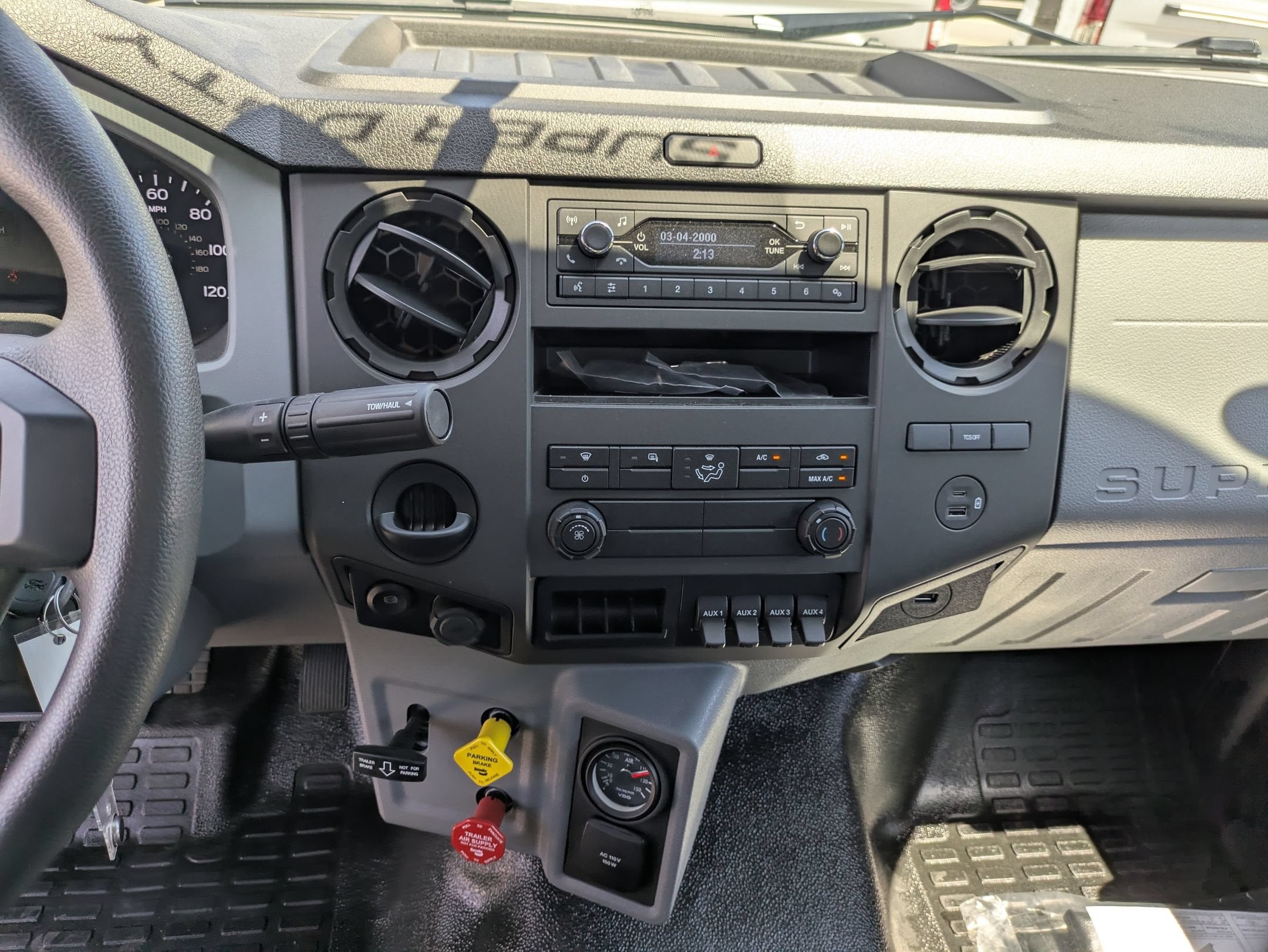 2027 Ford F-750SD Base