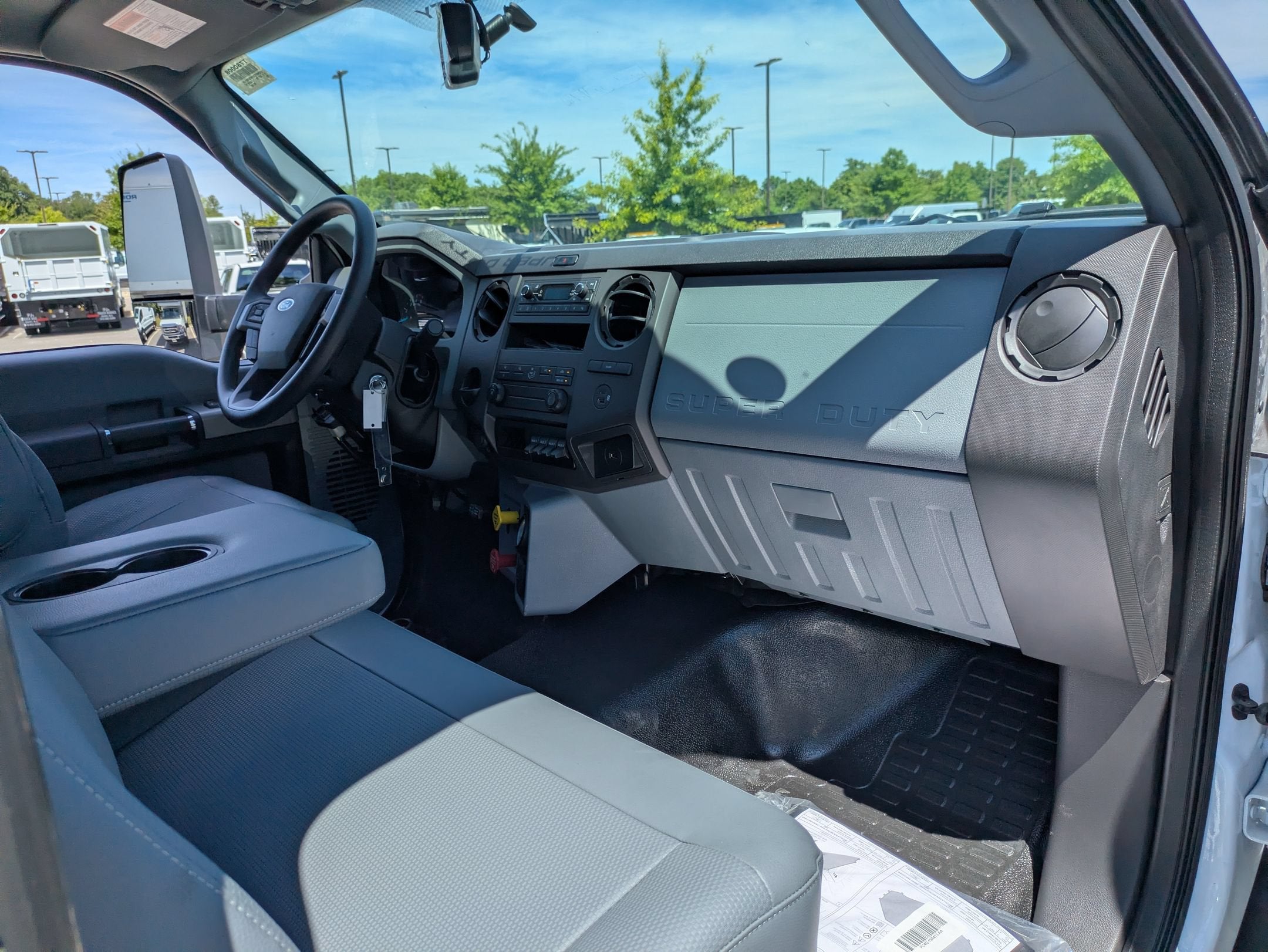 2027 Ford F-750SD Base