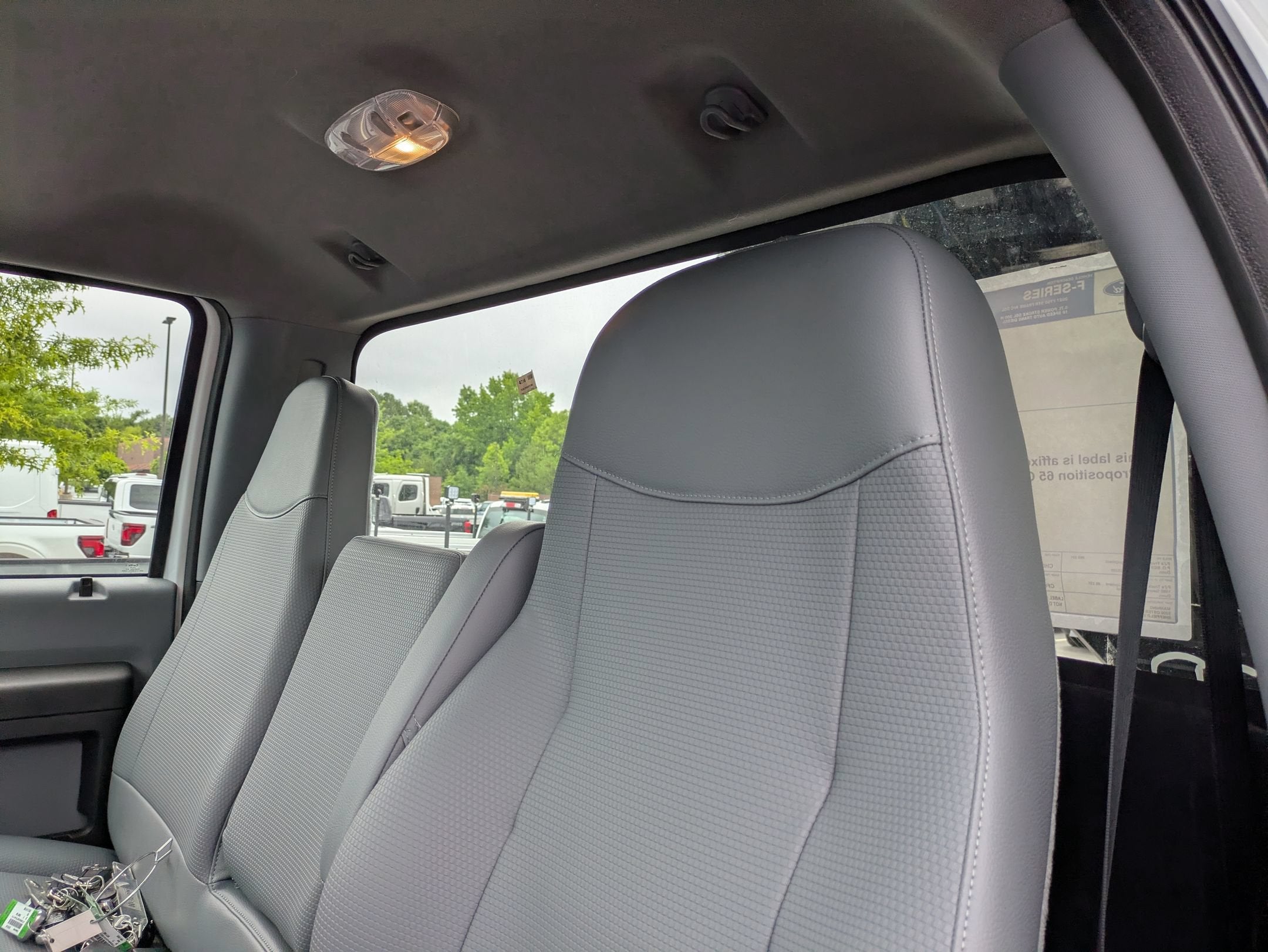 2027 Ford F-750SD Base