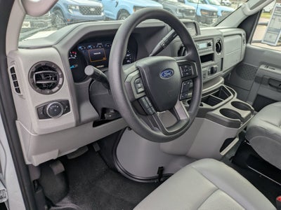 2027 Ford E-Series Cutaway Base