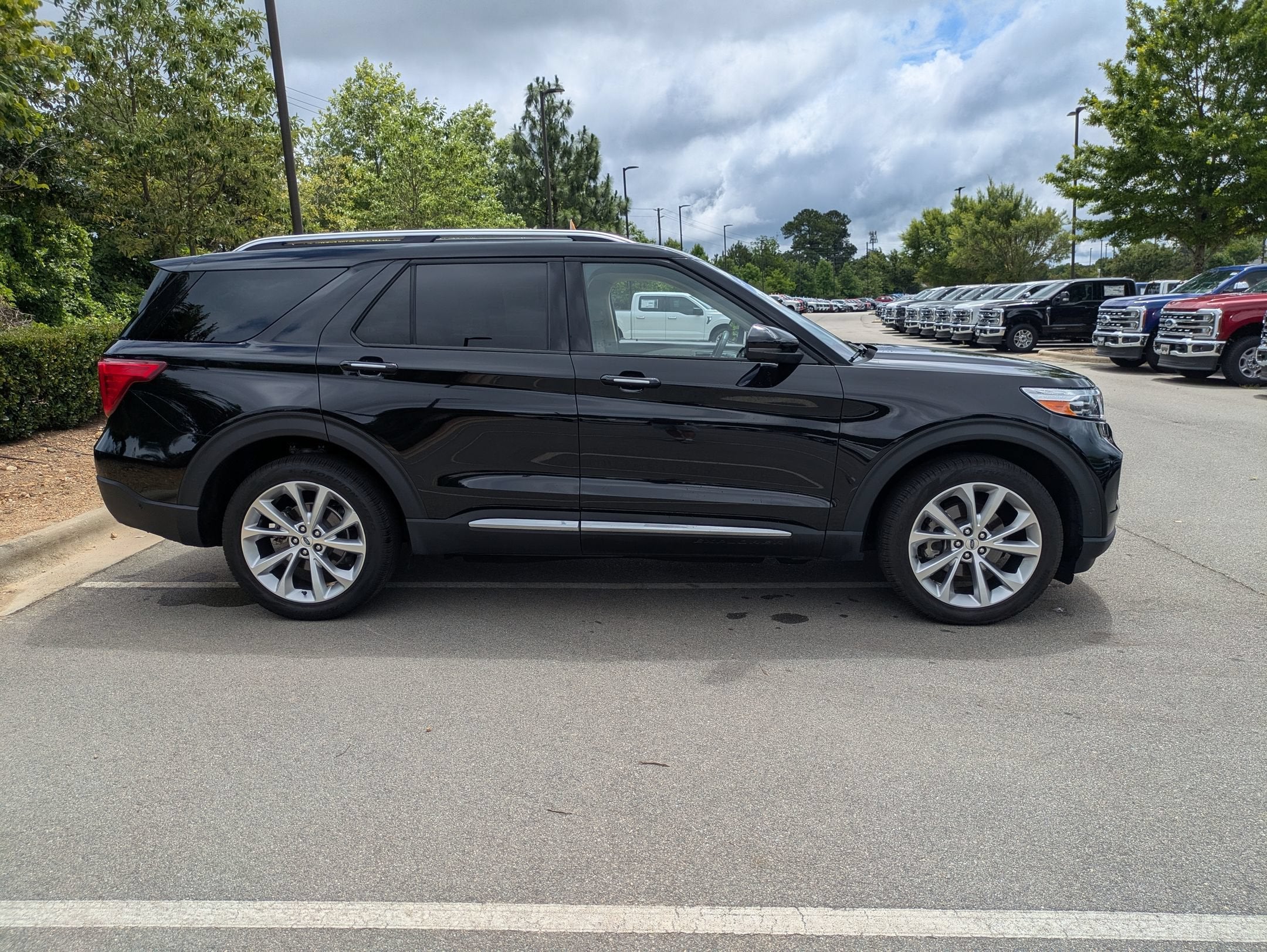2022 Ford Explorer Platinum