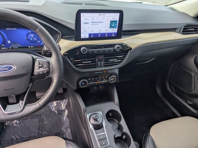 2021 Ford Escape Titanium Hybrid