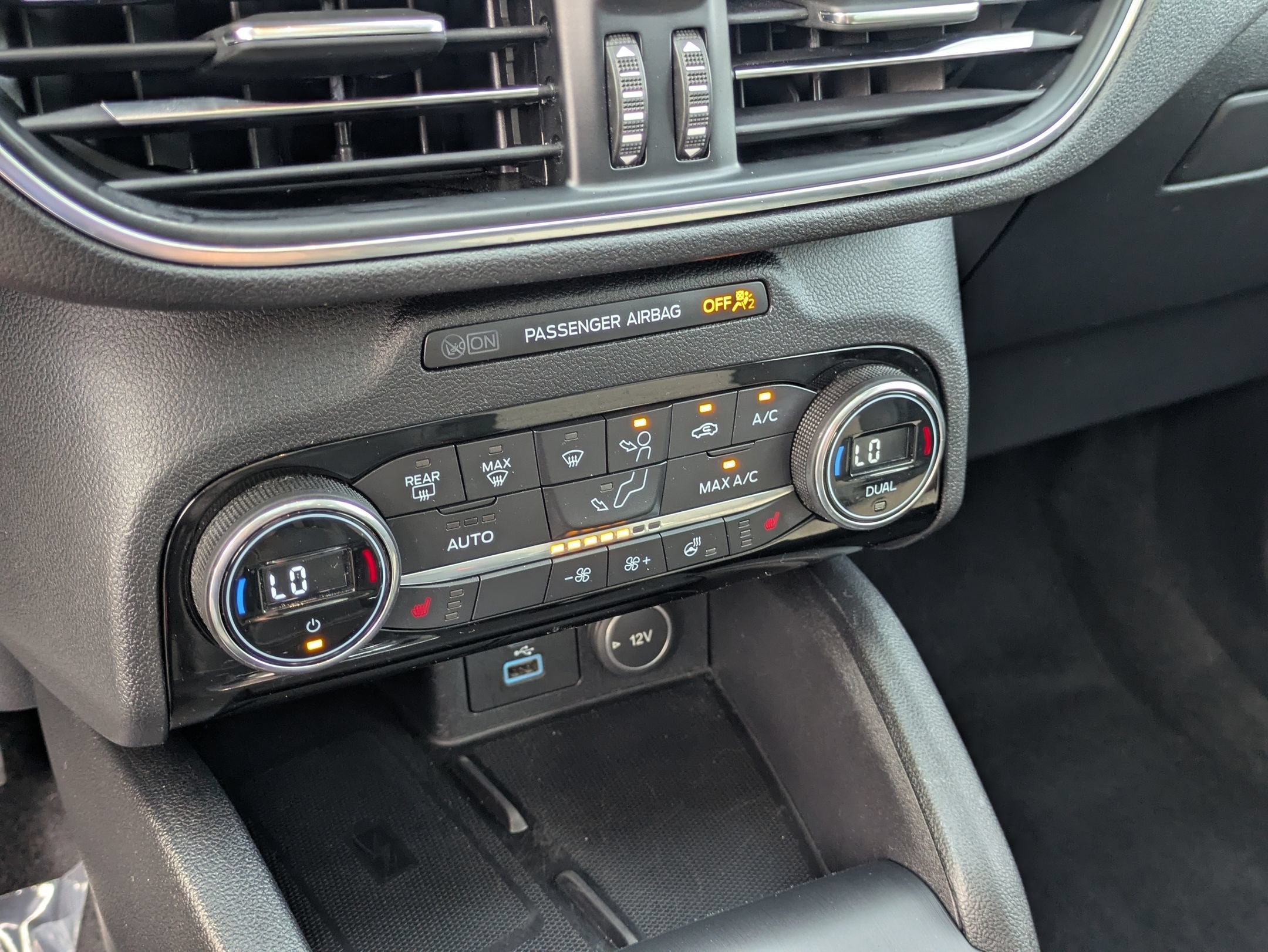2021 Ford Escape Titanium Hybrid