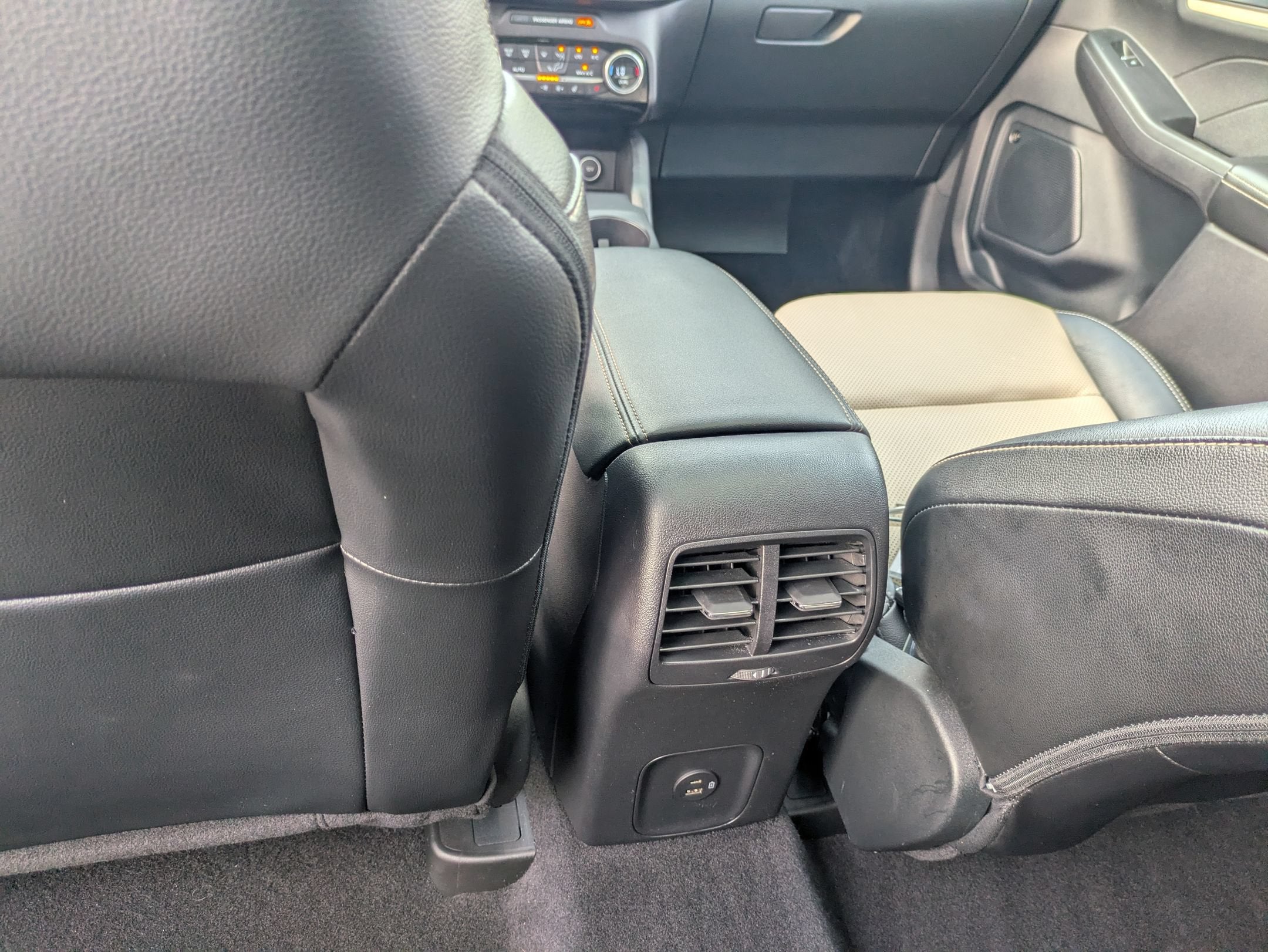2021 Ford Escape Titanium Hybrid