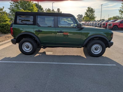 2025 Ford Bronco Base - Crossroads Courtesy Demo