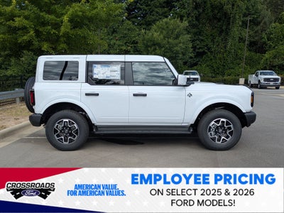 2026 Ford Bronco Outer Banks