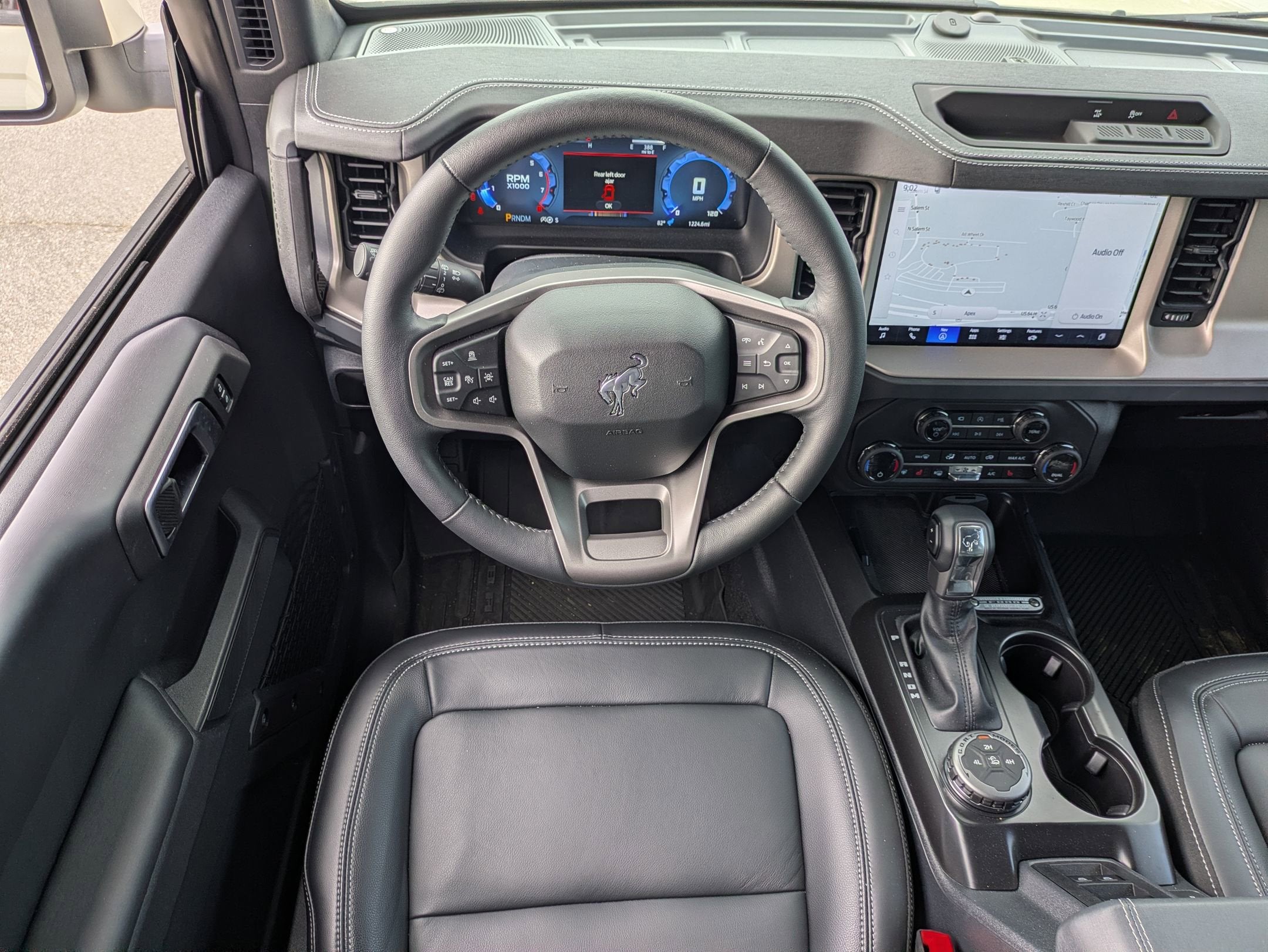 2026 Ford Bronco Outer Banks - Crossroads Courtesy Demo
