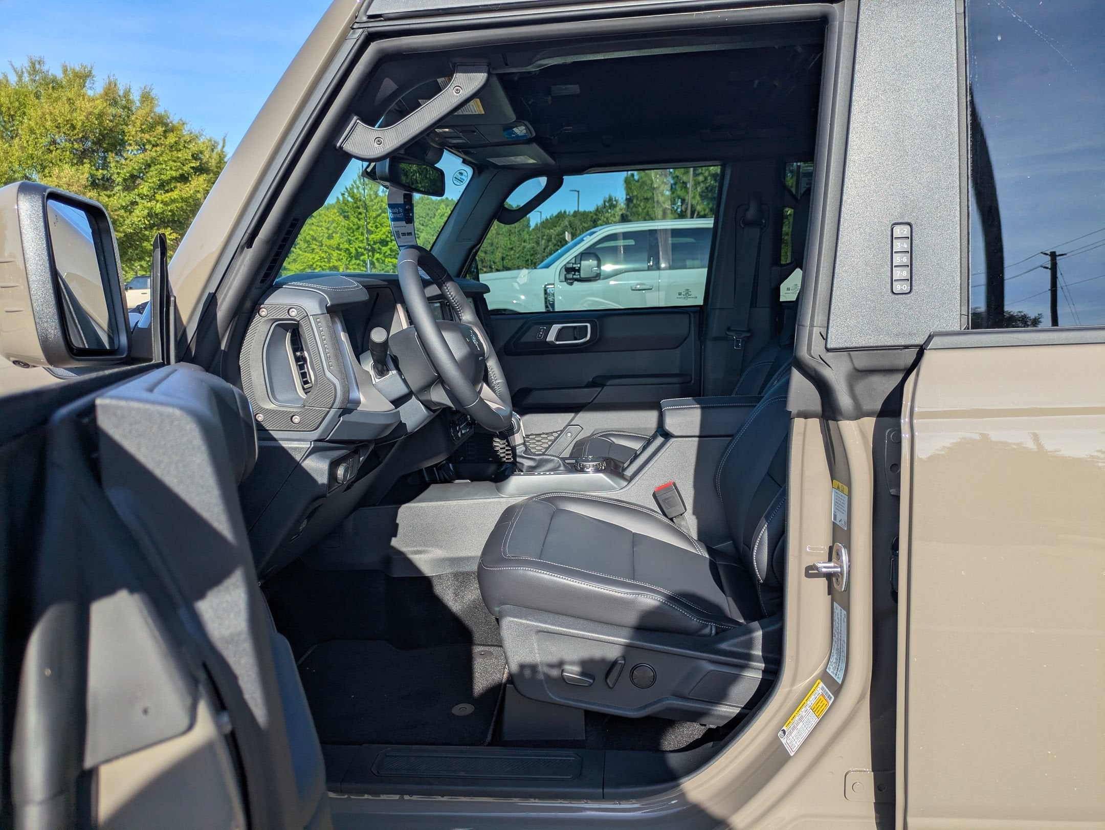 2026 Ford Bronco 4-Door Outer Banks - Photo 13