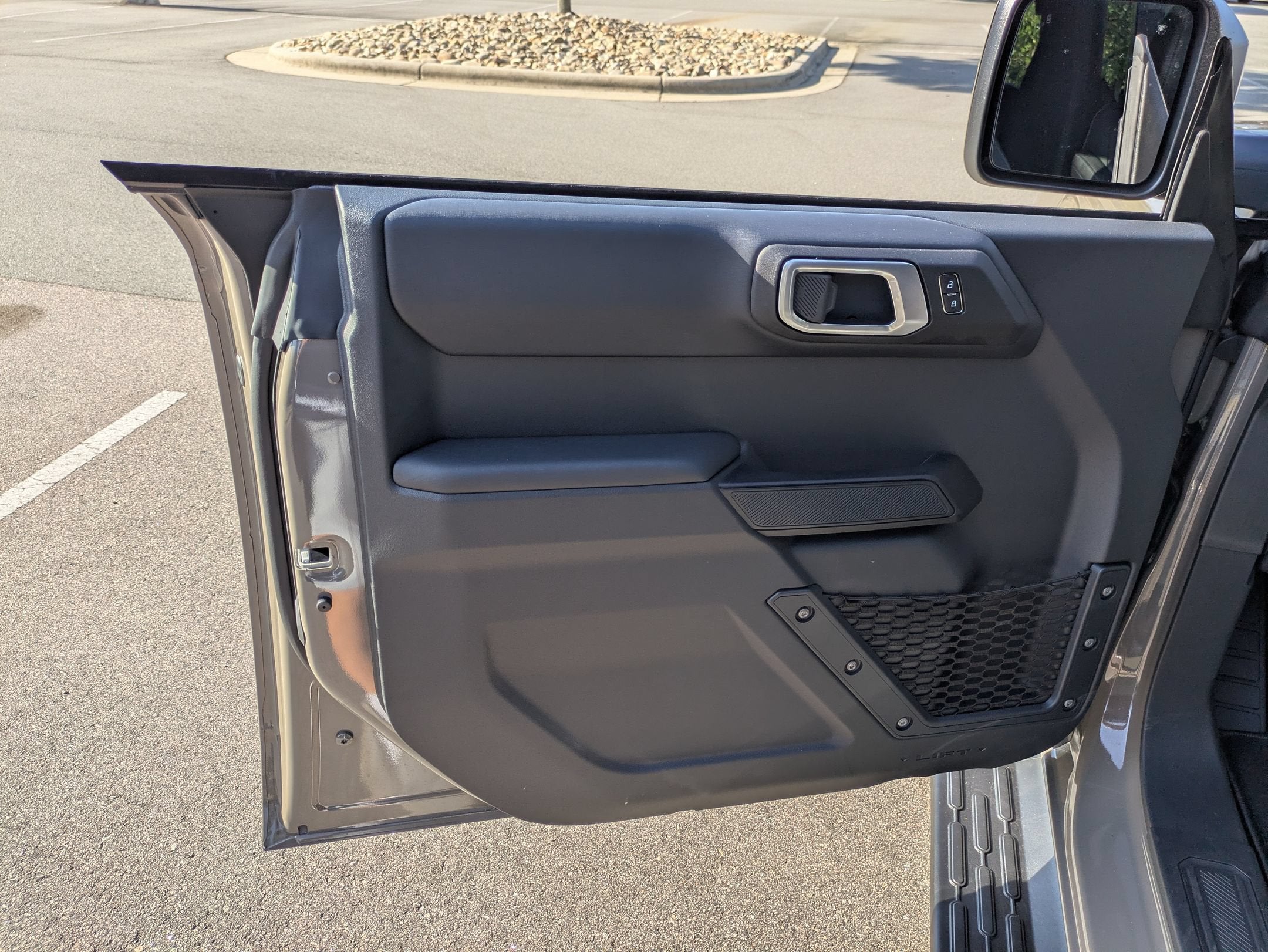 2026 Ford Bronco 4-Door Outer Banks - Photo 16