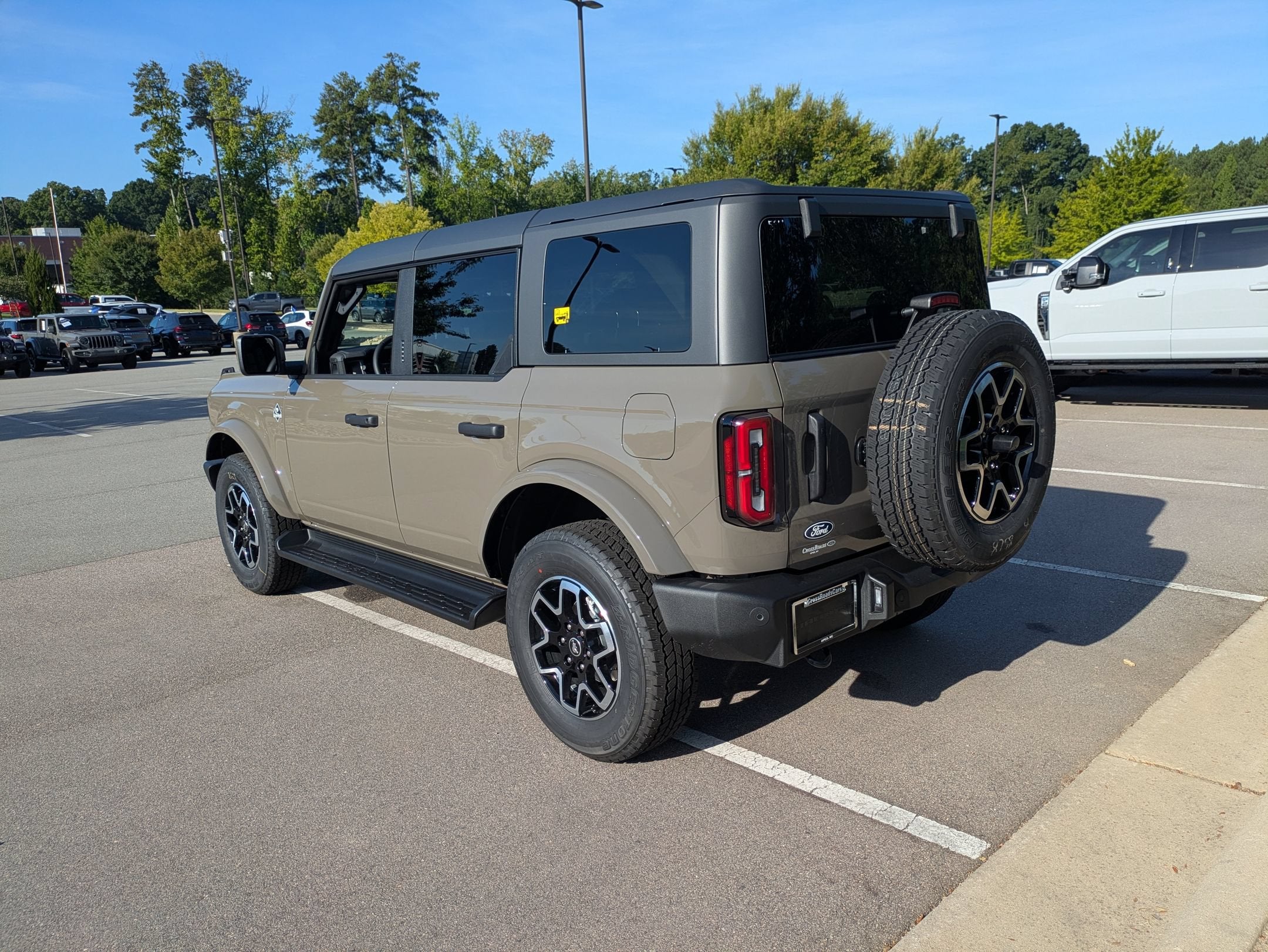 2026 Ford Bronco 4-Door Outer Banks - Photo 6