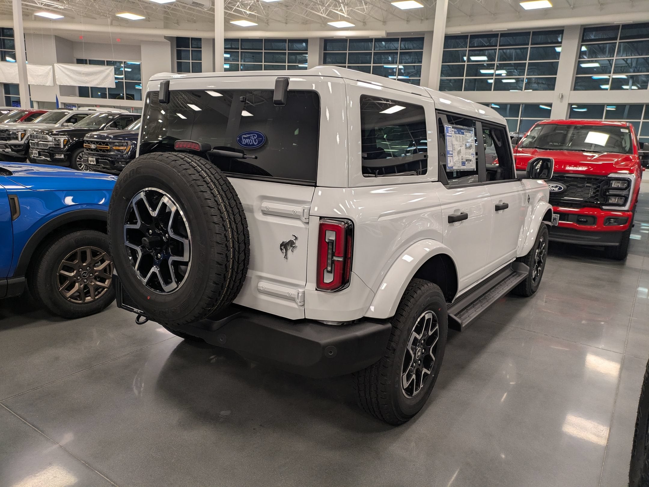 2026 Ford Bronco Outer Banks