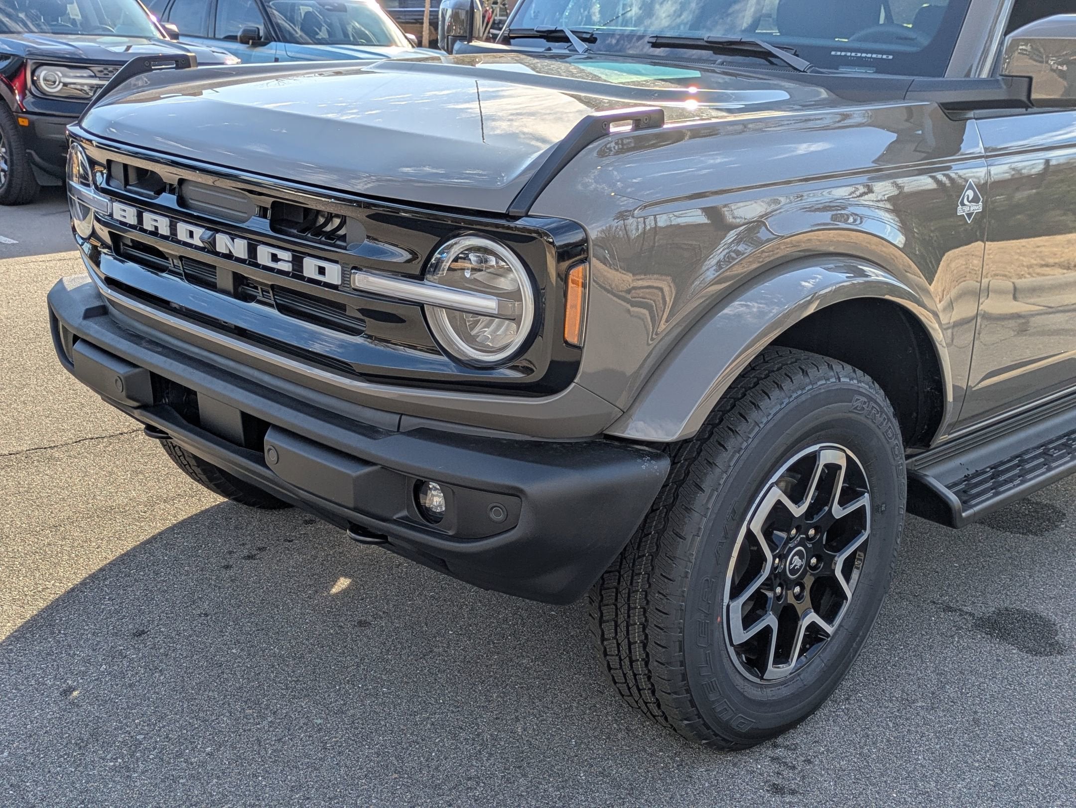 2025 Ford Bronco Outer Banks