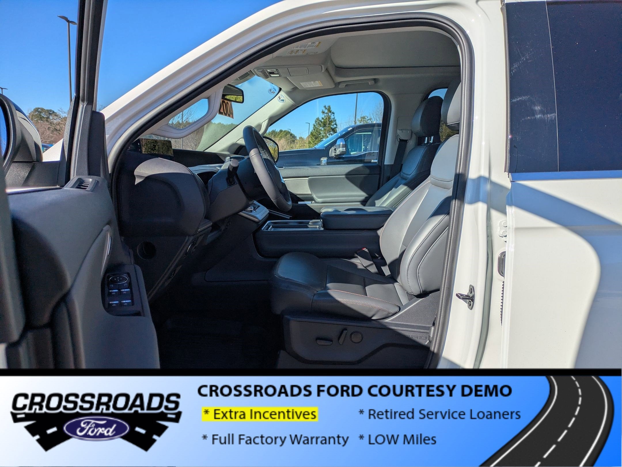 2025 Ford Expedition Max Active - Crossroads Courtesy Demo