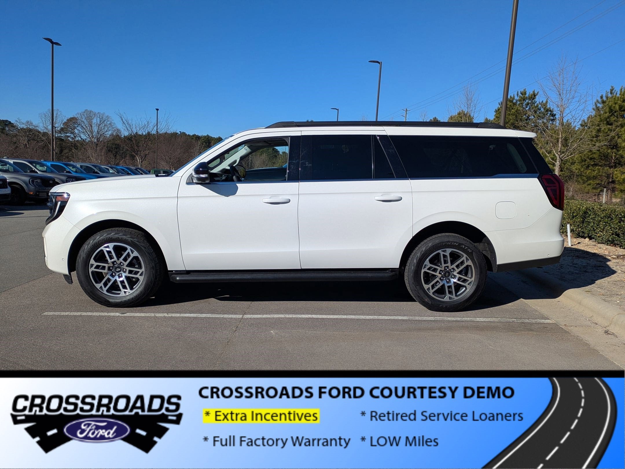 2025 Ford Expedition Max Active - Crossroads Courtesy Demo
