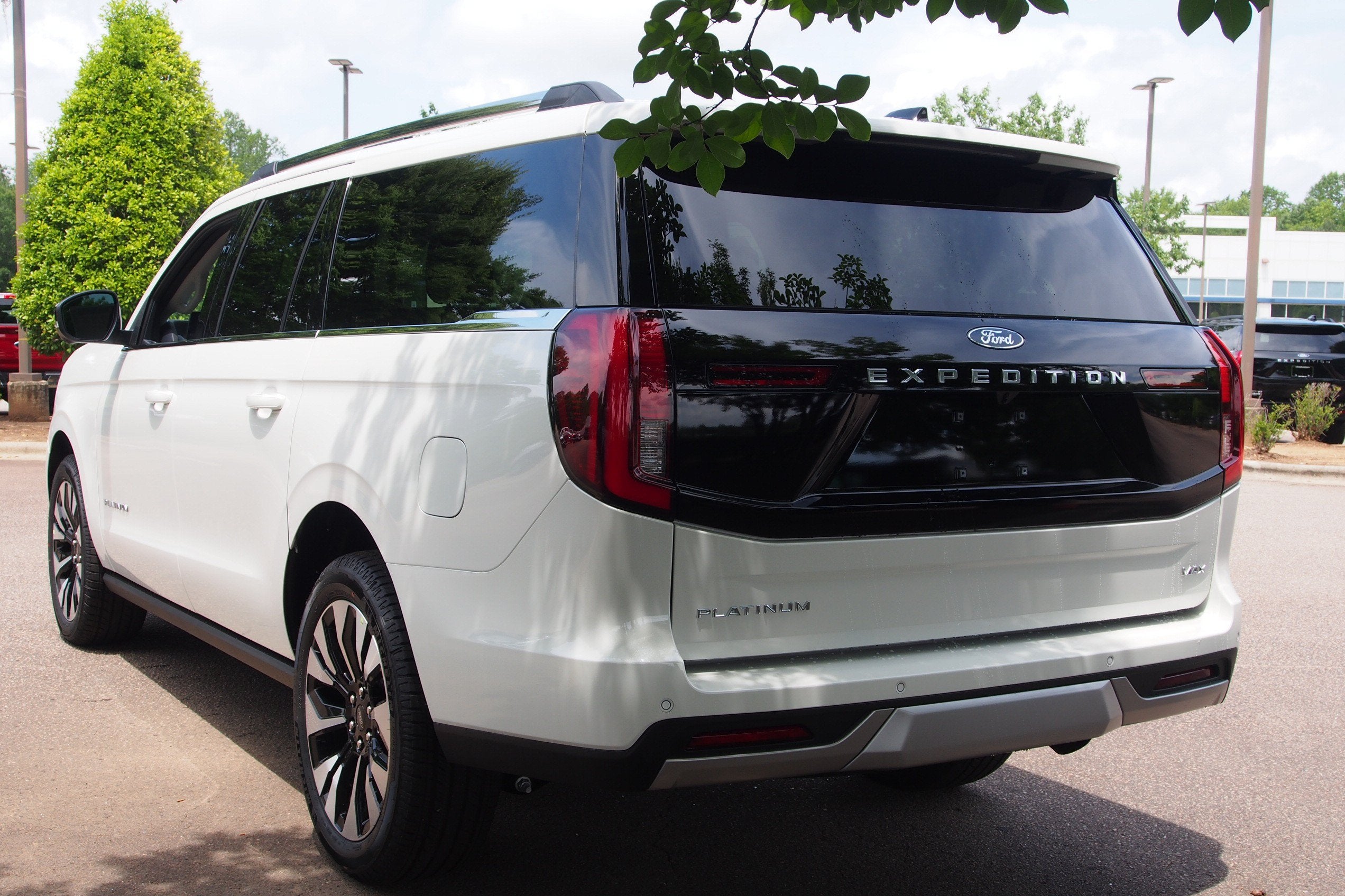 2026 Ford Expedition Max Platinum