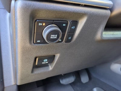 2027 Ford Expedition Max Platinum - Crossroads Courtesy Demo