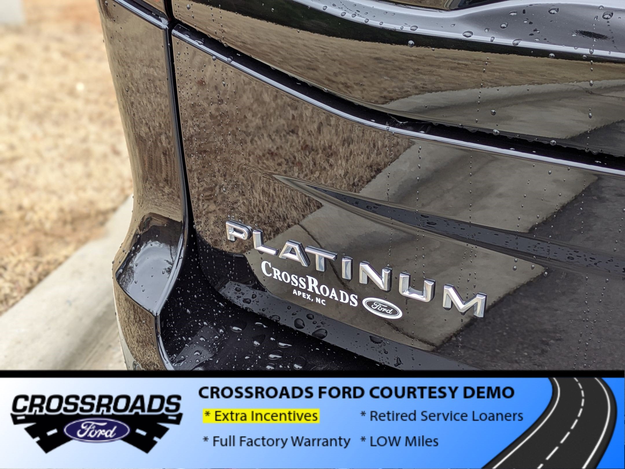 2025 Ford Expedition Max Platinum - Crossroads Courtesy Demo