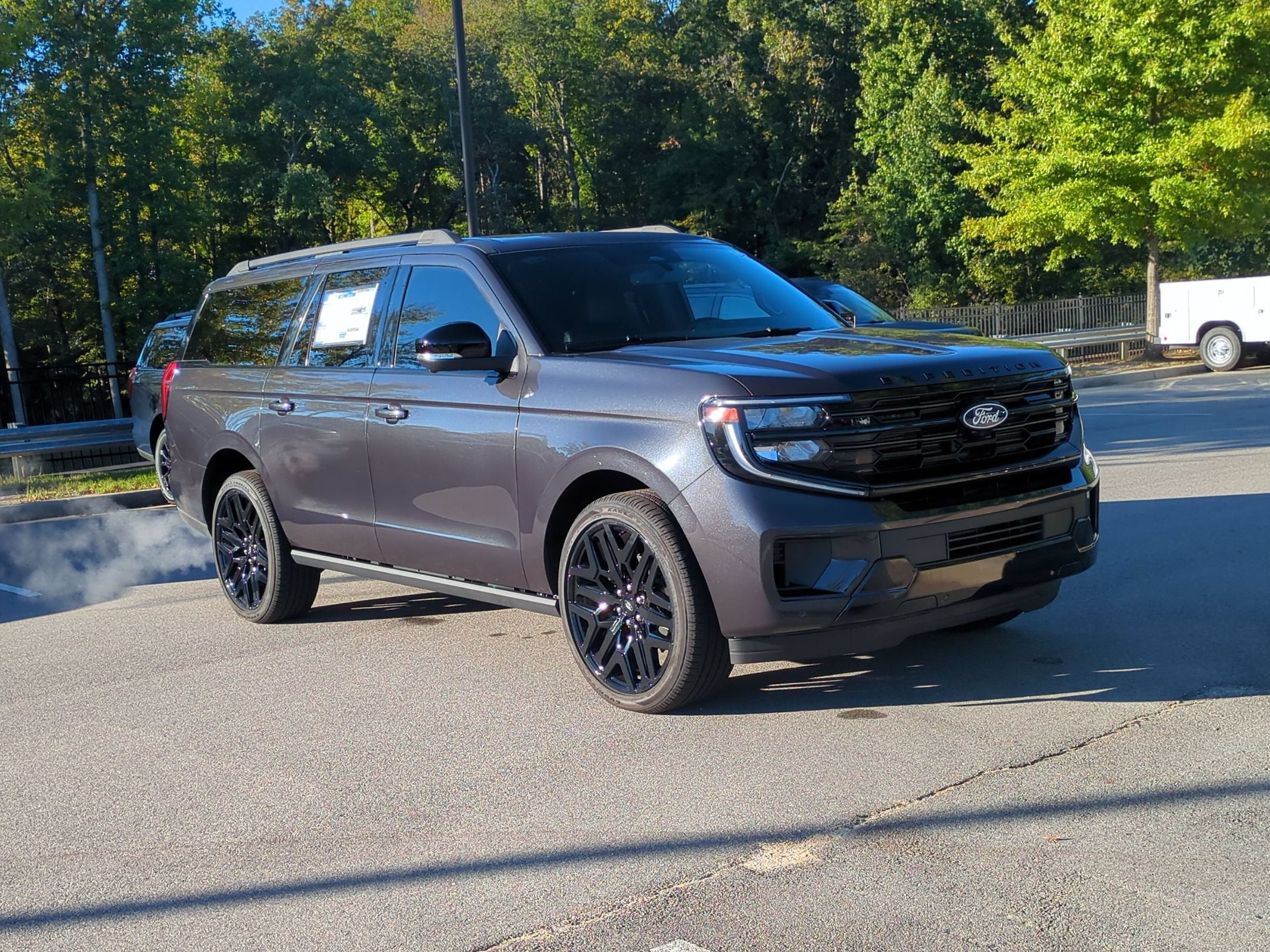 2027 Ford Expedition Max Platinum - Crossroads Courtesy Demo