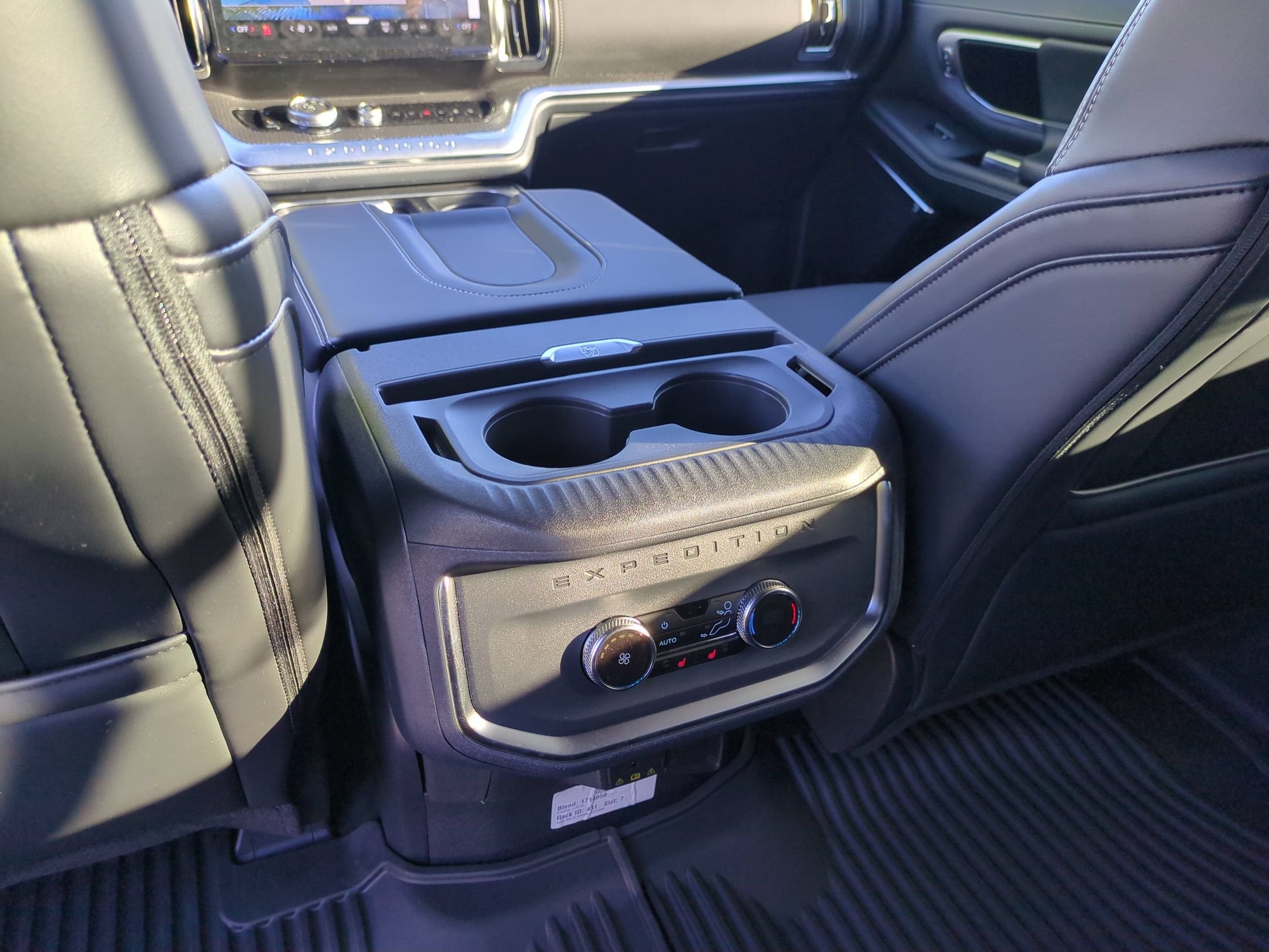 2027 Ford Expedition Max Platinum - Crossroads Courtesy Demo