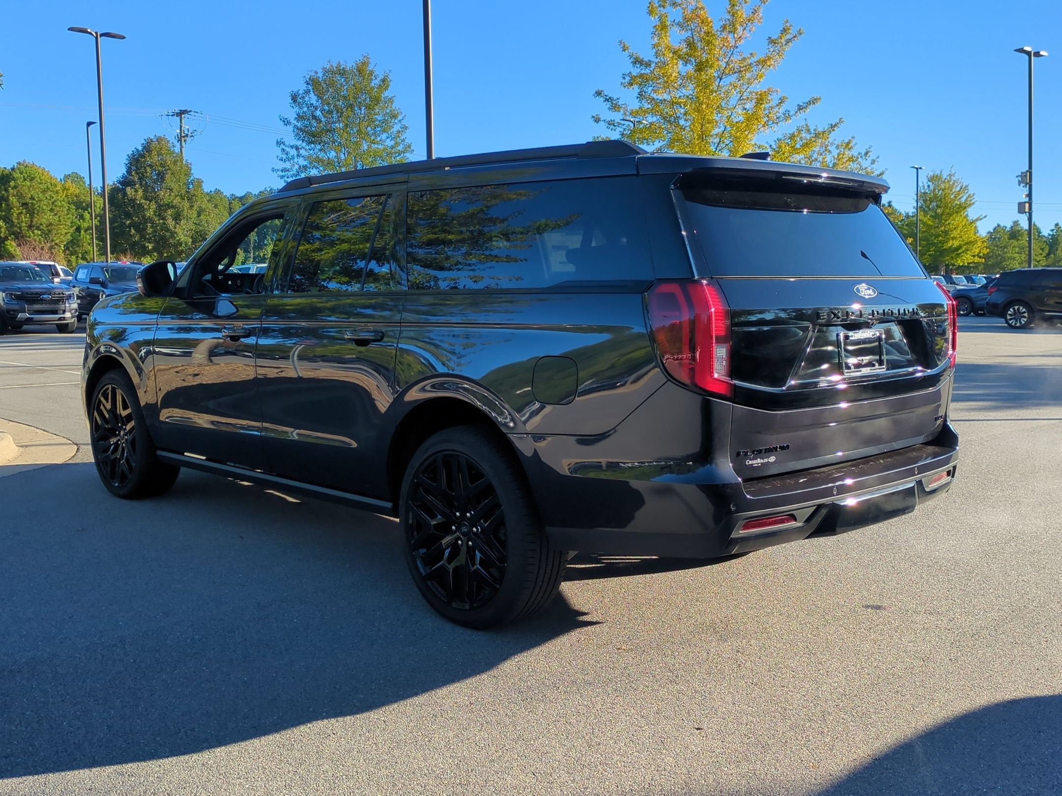 2027 Ford Expedition Max Platinum - Crossroads Courtesy Demo