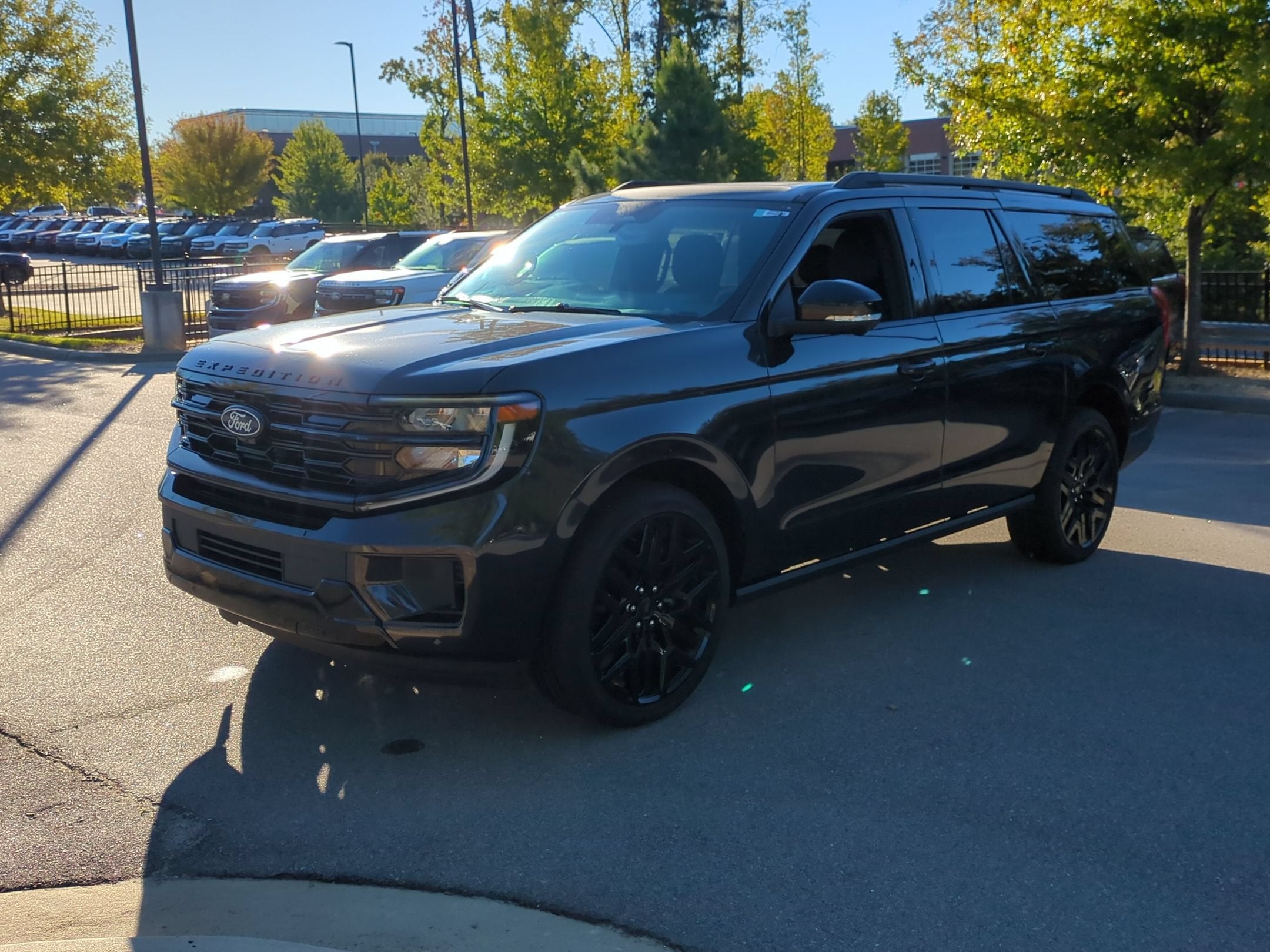 2027 Ford Expedition Max Platinum - Crossroads Courtesy Demo