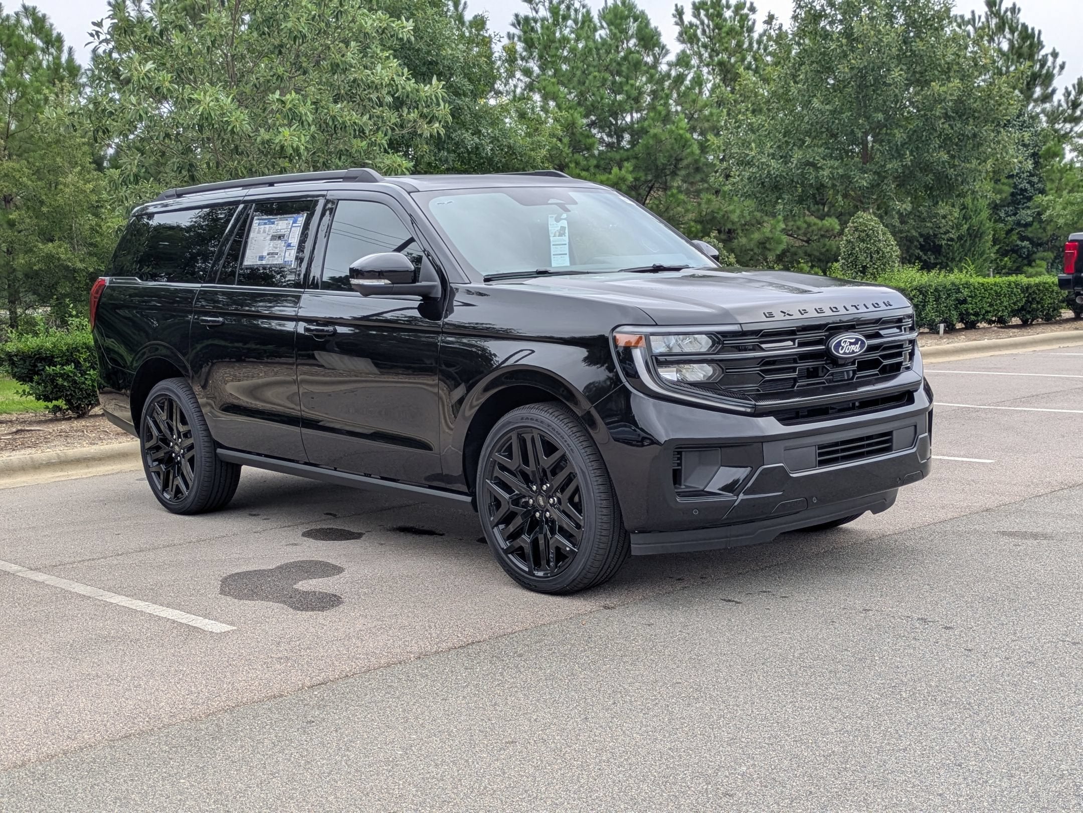 2027 Ford Expedition Max Platinum