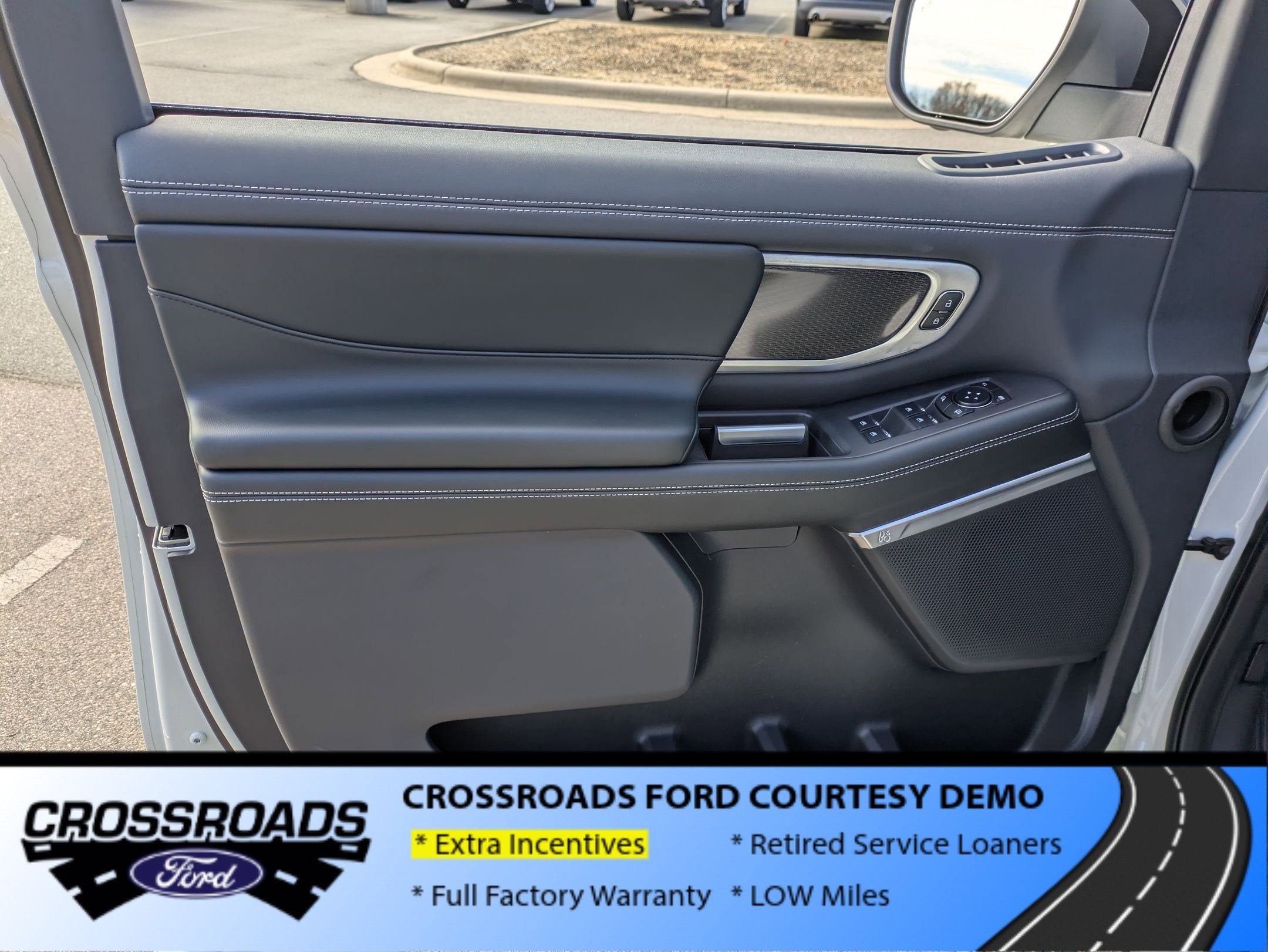 2025 Ford Expedition Max Platinum - Crossroads Courtesy Demo