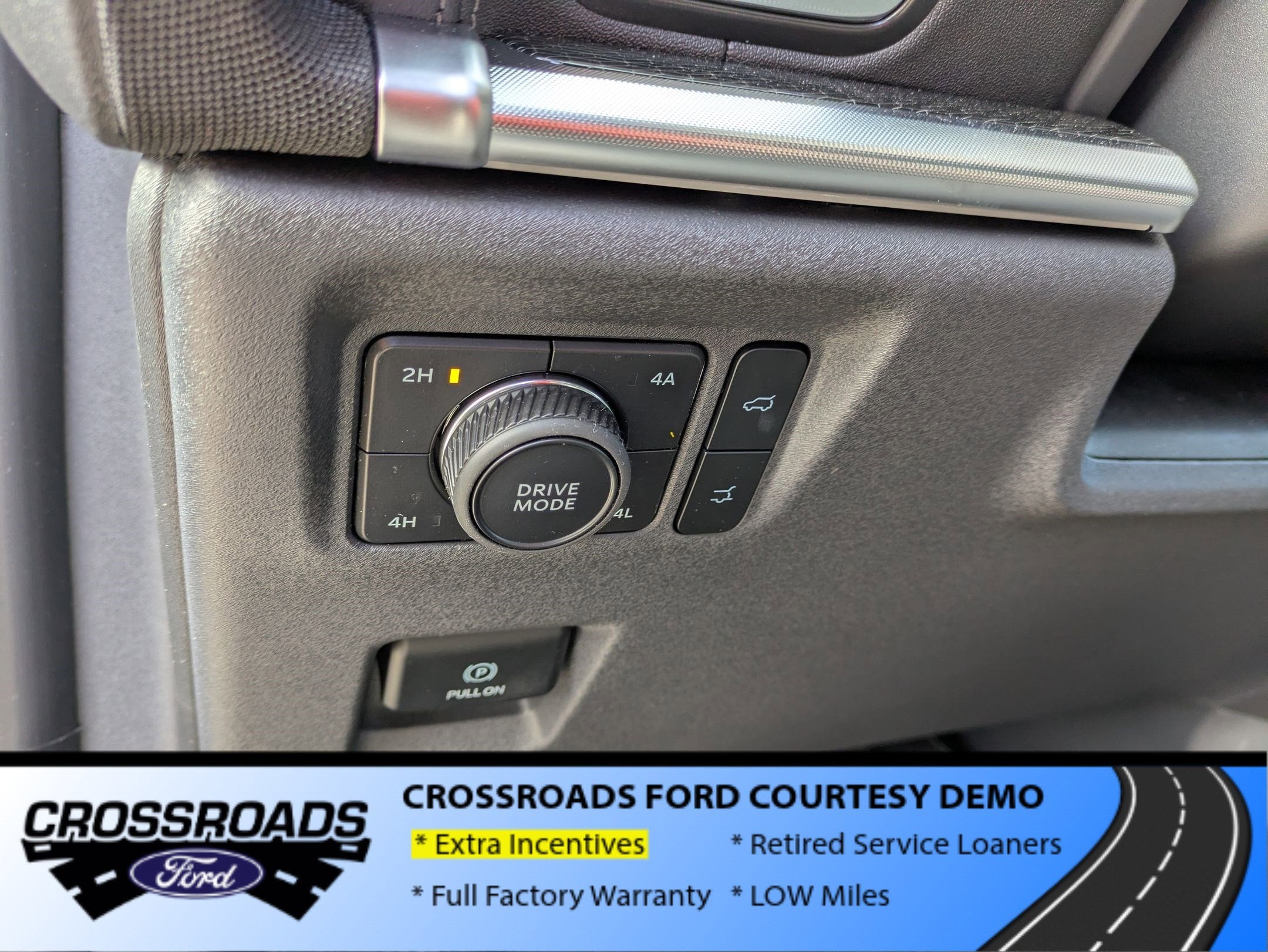 2025 Ford Expedition Max Platinum - Crossroads Courtesy Demo
