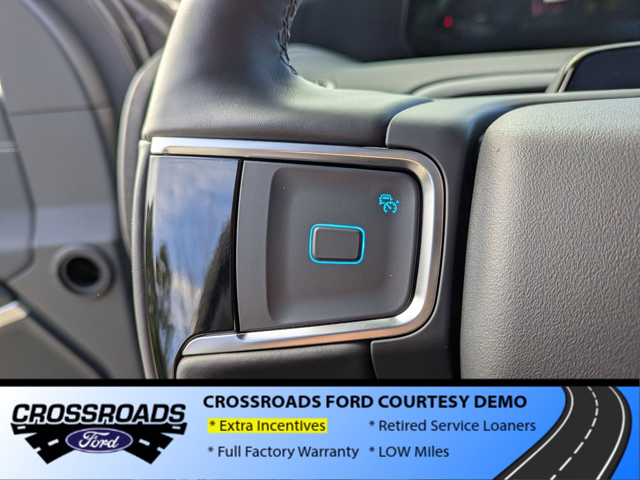 2025 Ford Expedition Max Platinum - Crossroads Courtesy Demo