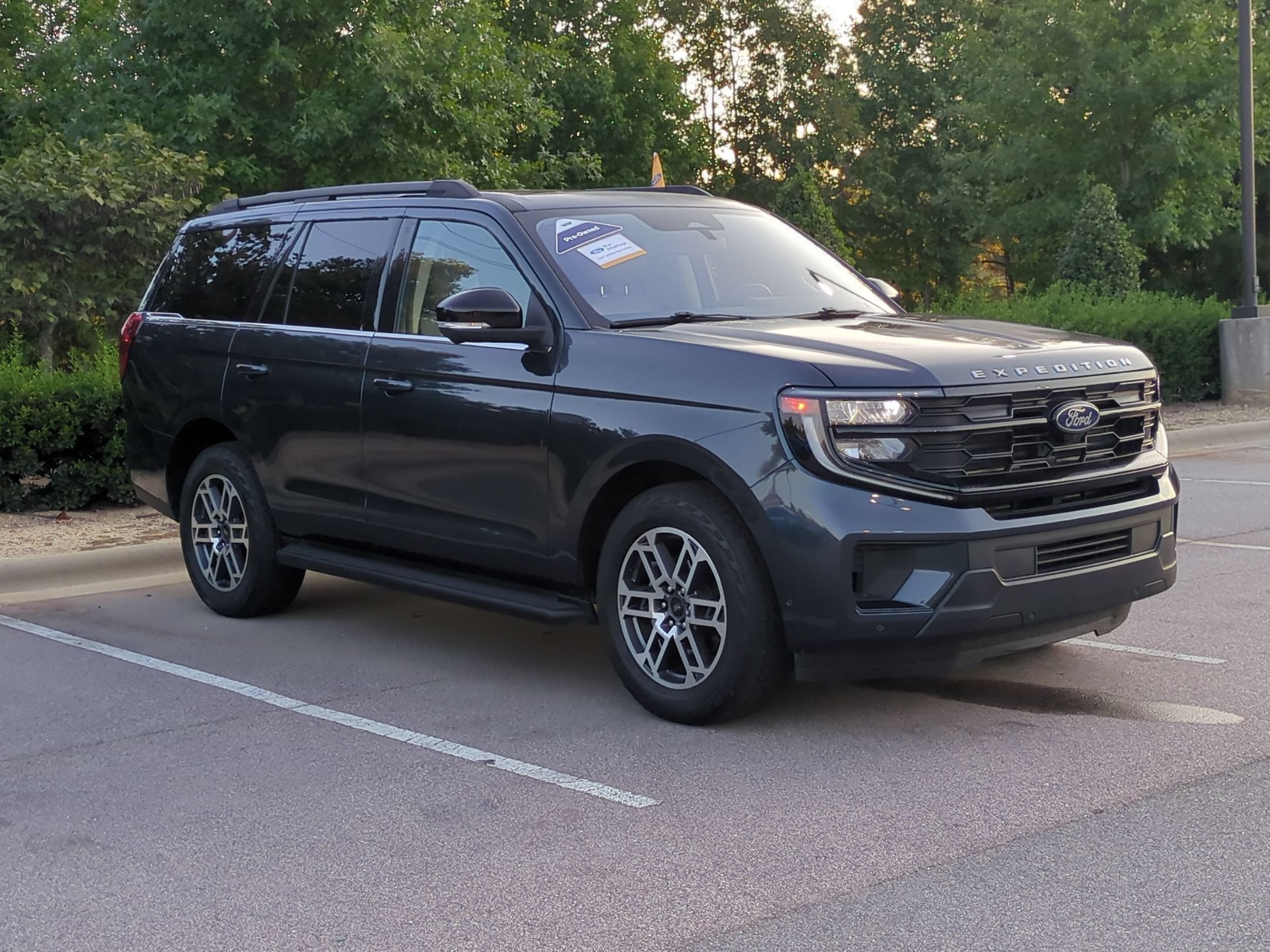 2025 Ford Expedition Active