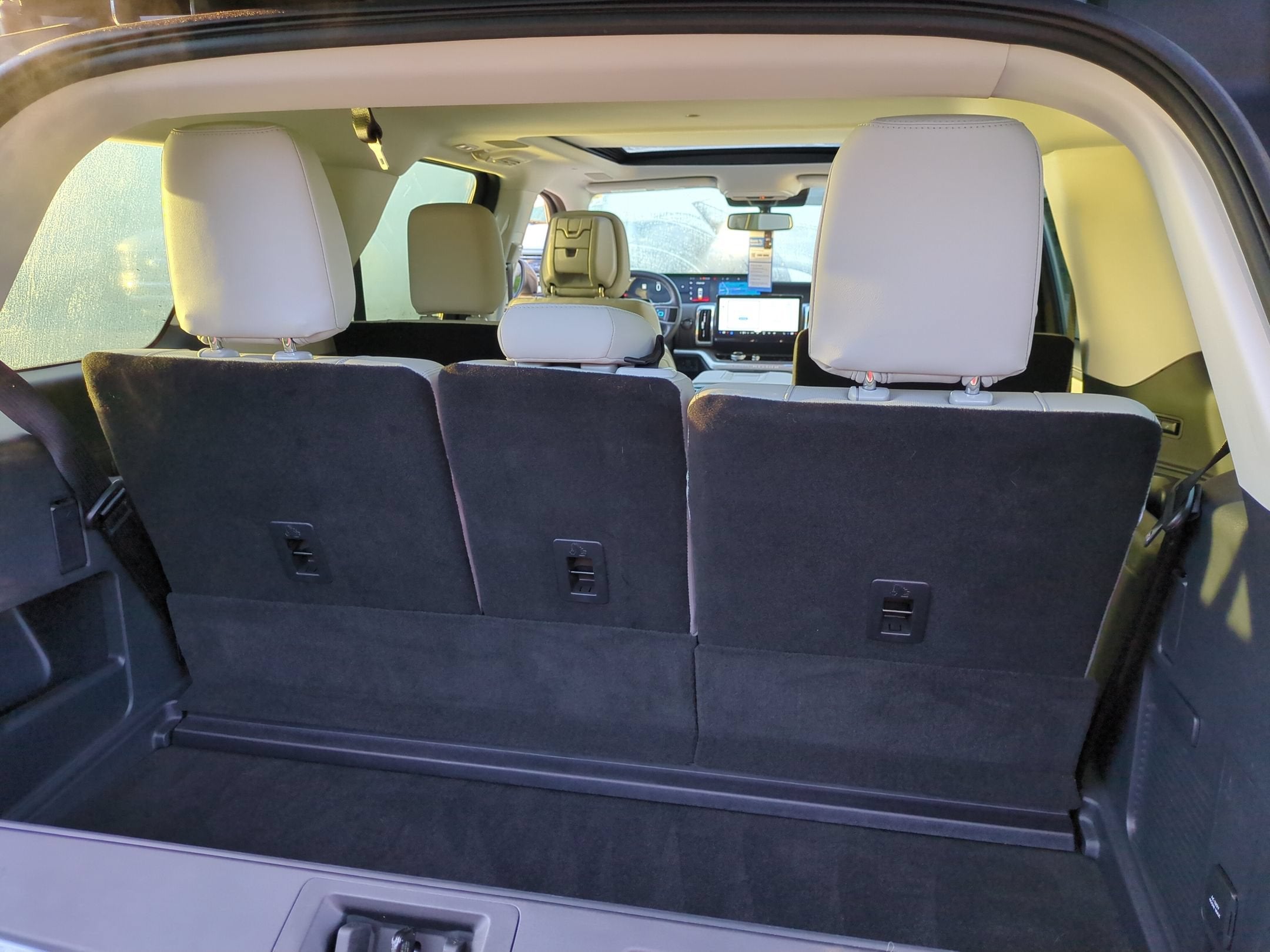 2026 Ford Expedition Platinum - Crossroads Courtesy Demo