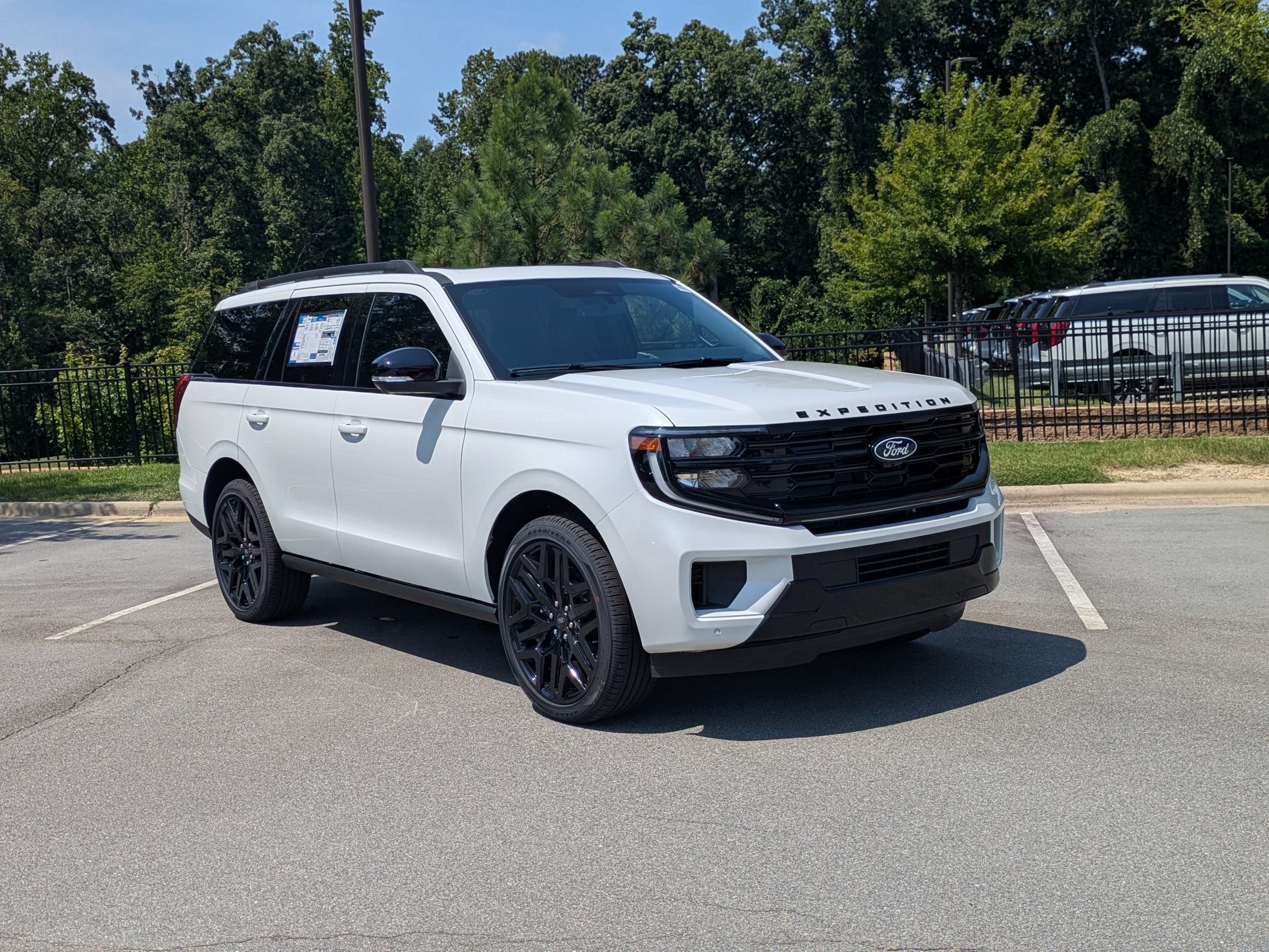 2027 Ford Expedition Platinum
