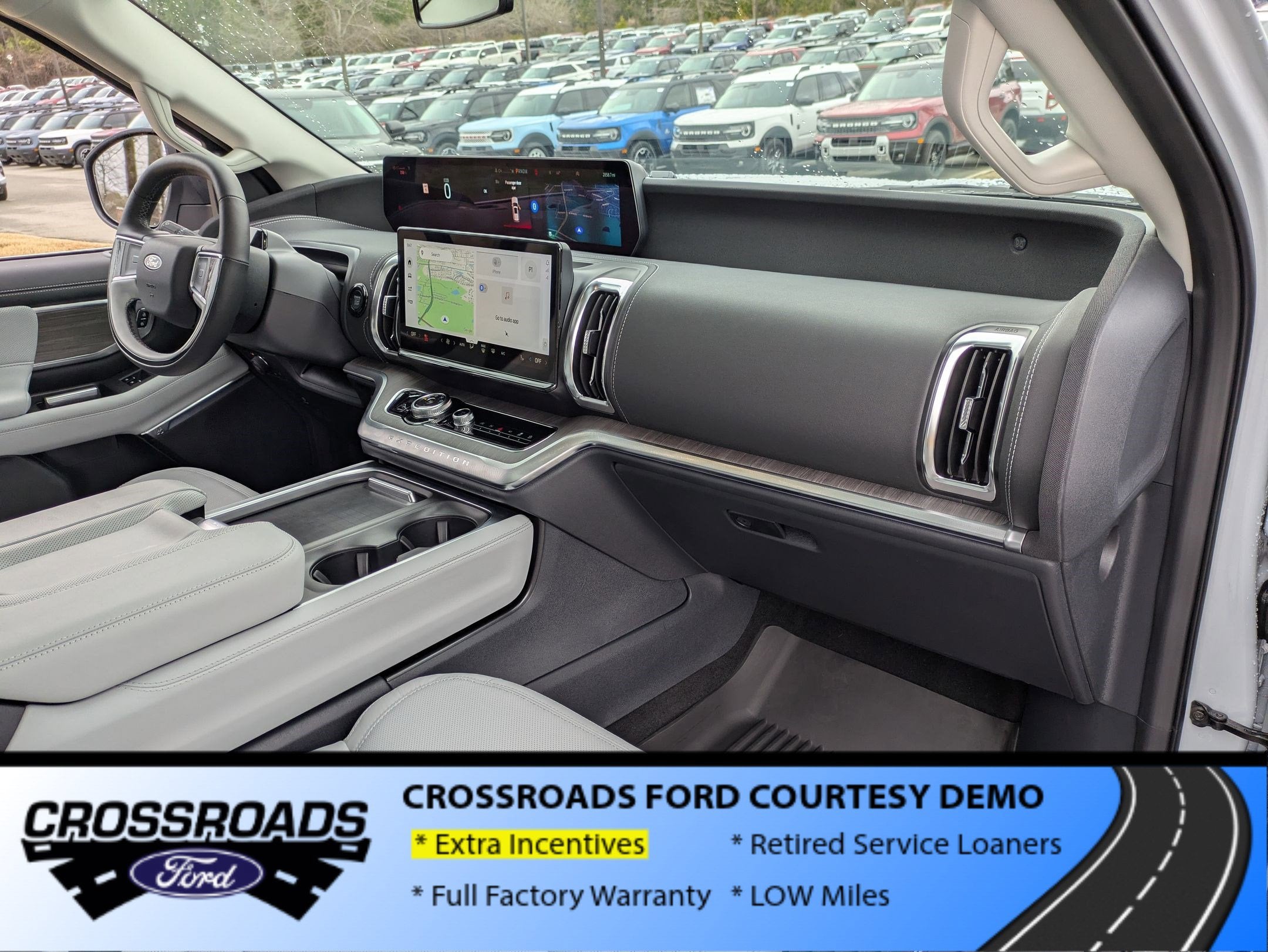 2025 Ford Expedition Platinum - Crossroads Courtesy Demo