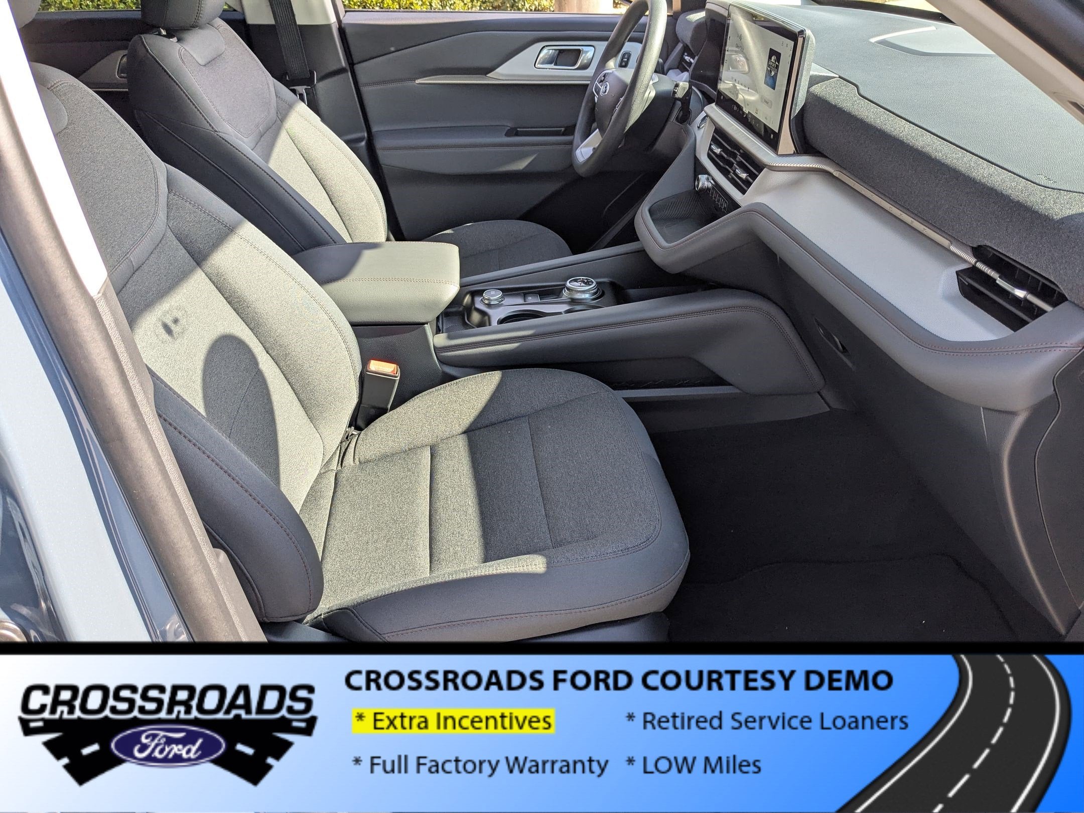 2026 Ford Explorer Active w/100A Pkg - Crossroads Courtesy Demo