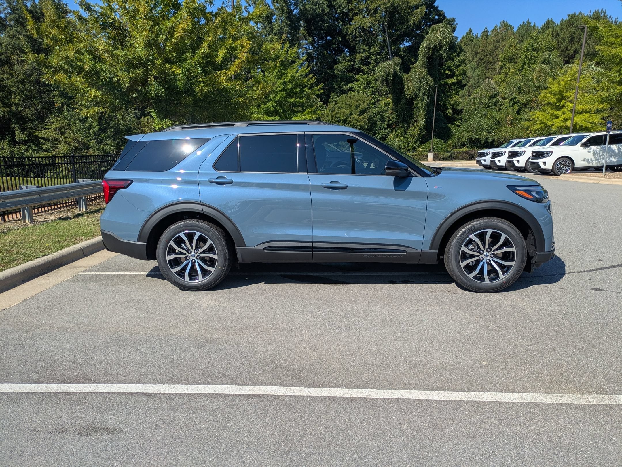 2027 Ford Explorer ST-Line
