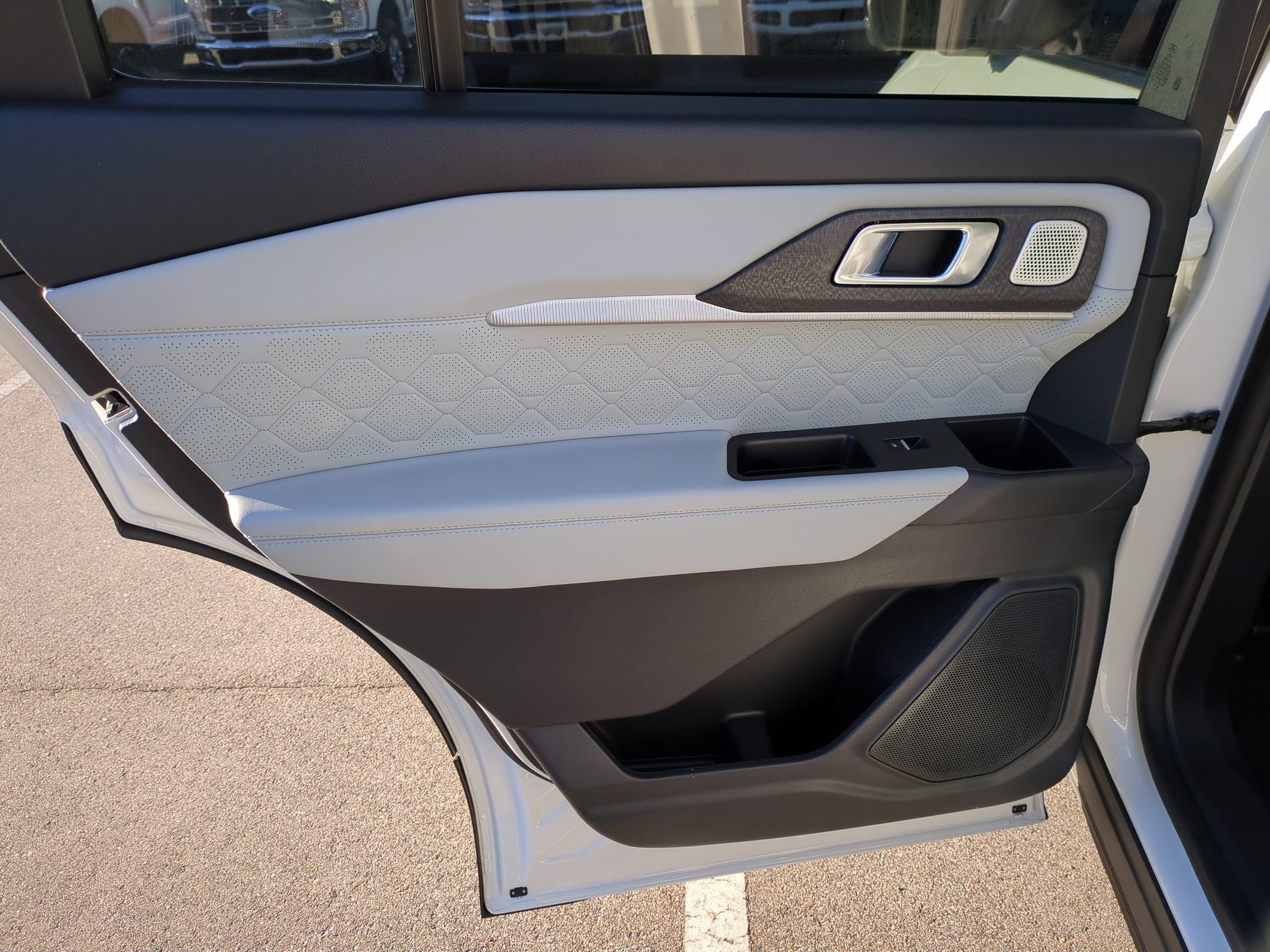 2026 Ford Explorer Platinum - Crossroads Courtesy Demo