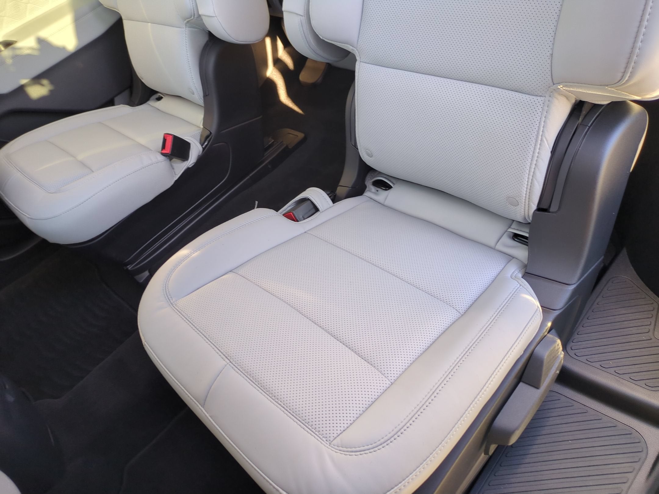 2026 Ford Explorer Platinum - Crossroads Courtesy Demo