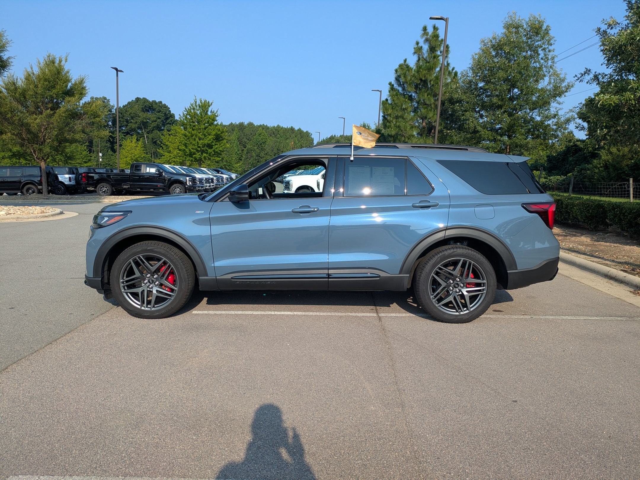 2025 Ford Explorer ST-Line