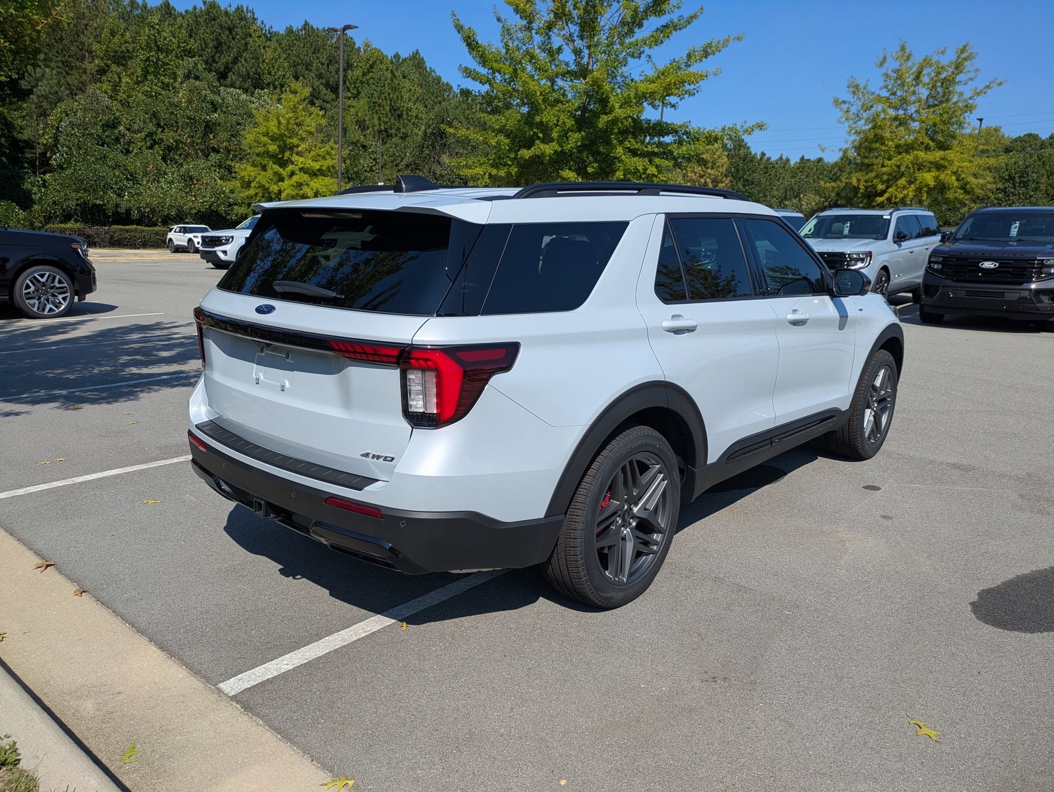 2026 Ford Explorer ST-Line