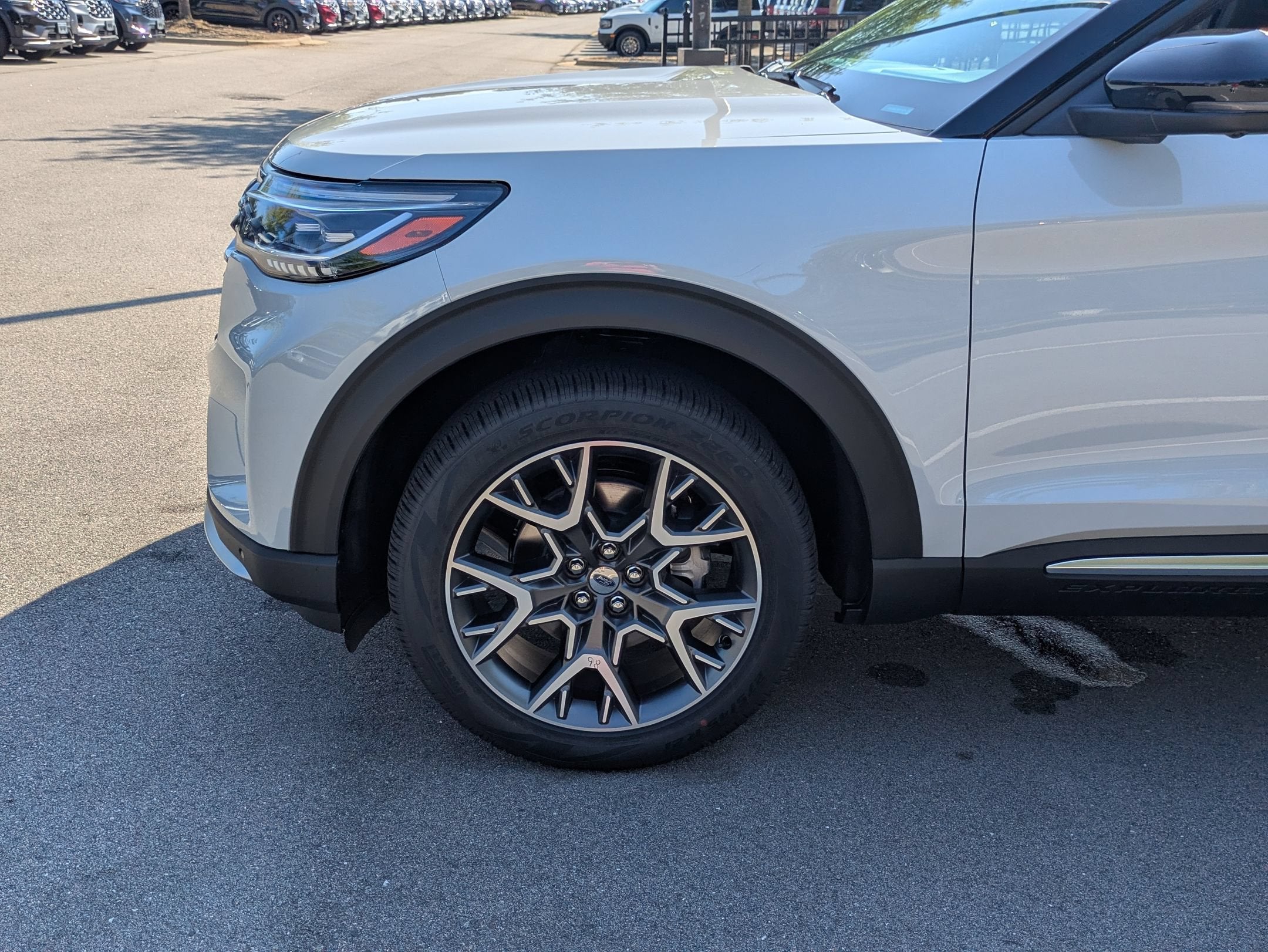 2027 Ford Explorer Platinum