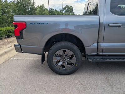 2023 Ford F-150 Lightning LARIAT