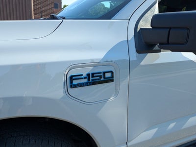 2024 Ford F-150 Lightning Flash