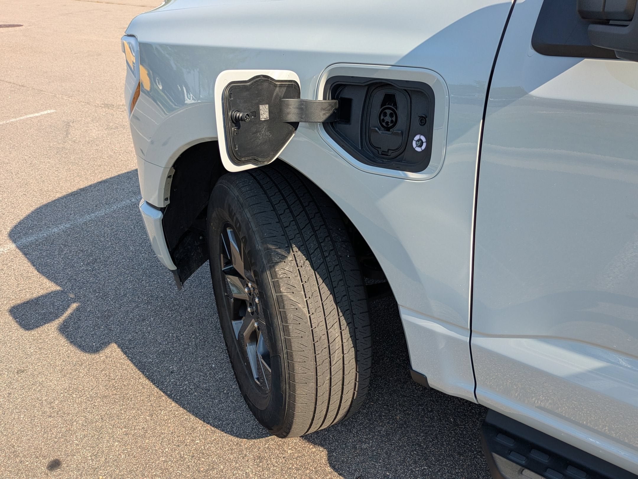 2024 Ford F-150 Lightning Flash