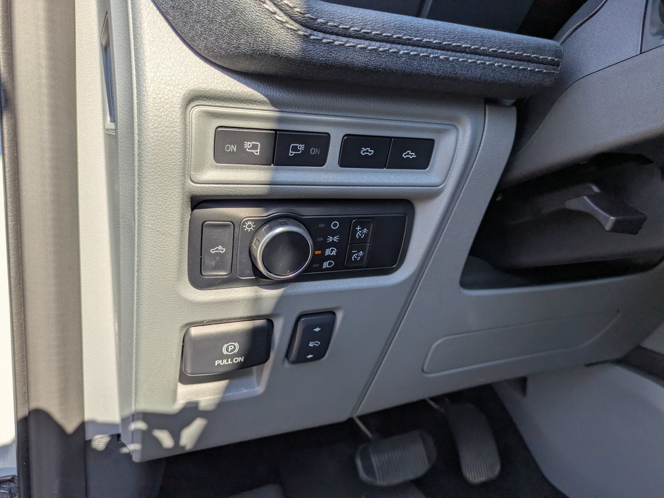 2024 Ford F-150 Lightning Flash