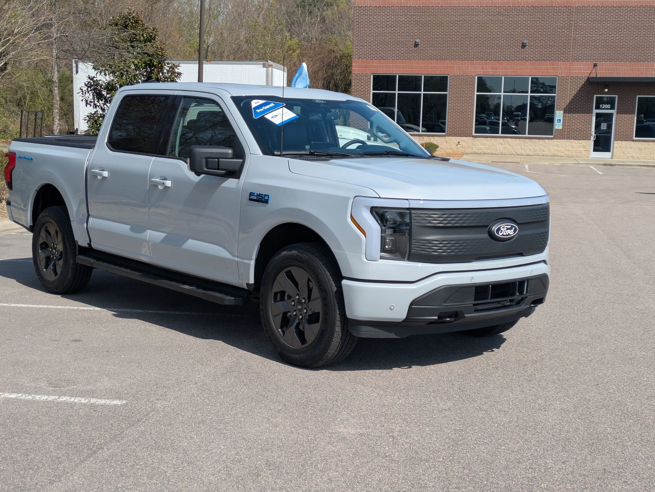 2025 Ford F-150 Lightning Flash
