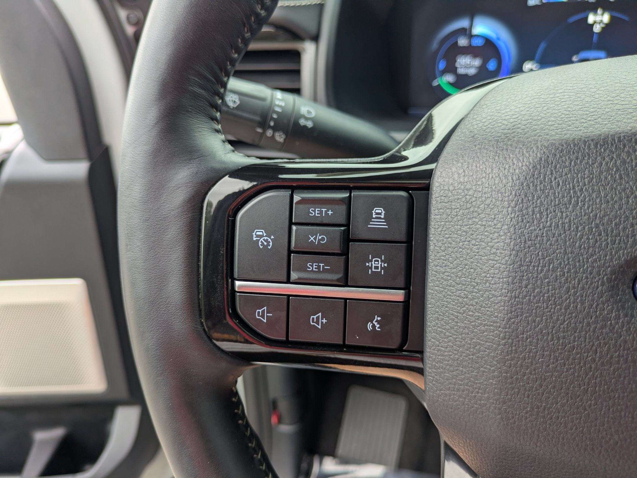 2024 Ford F-150 Lightning Platinum