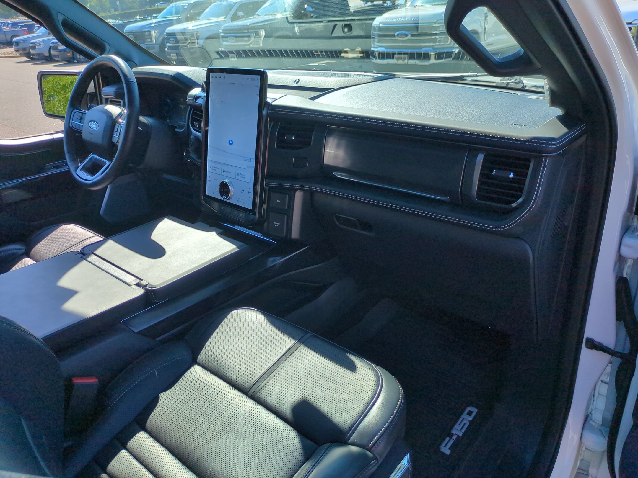 2025 Ford F-150 Lightning Platinum
