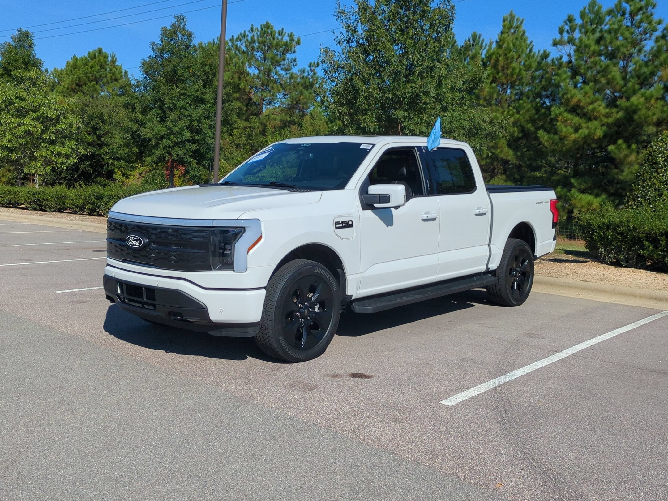 2025 Ford F-150 Lightning Platinum
