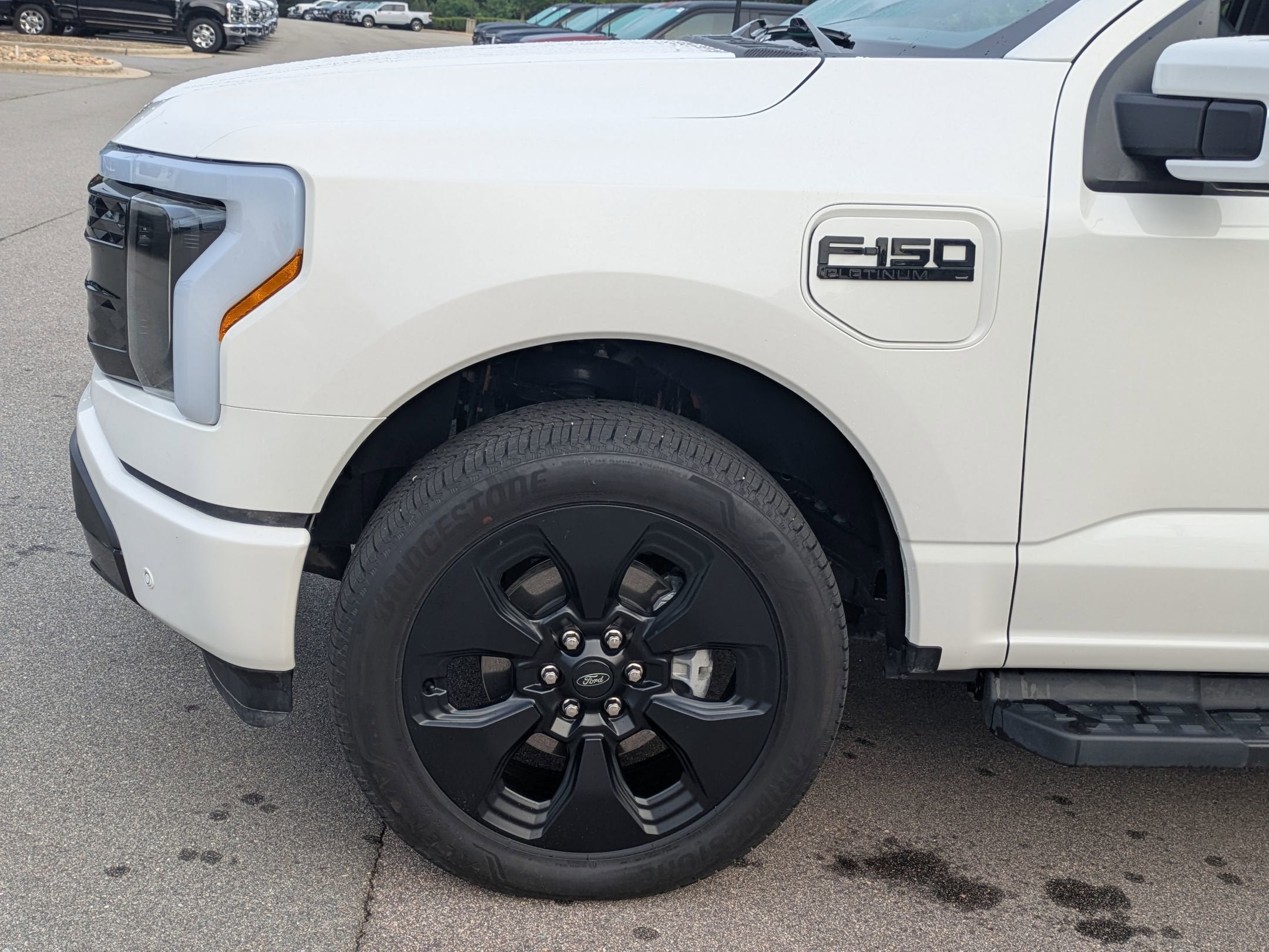 2025 Ford F-150 Lightning Platinum